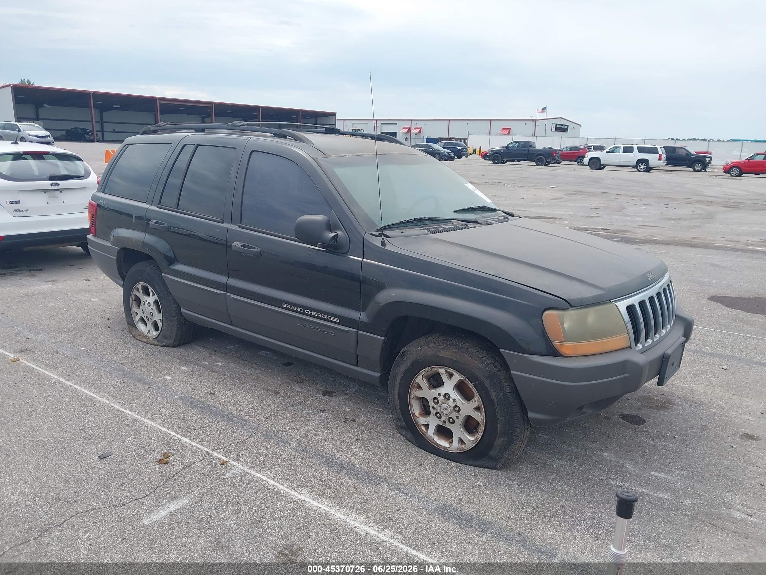 2001 Jeep Grand Cherokee Laredo, VIN 1J4GW48S21C681153 — Обычный износ