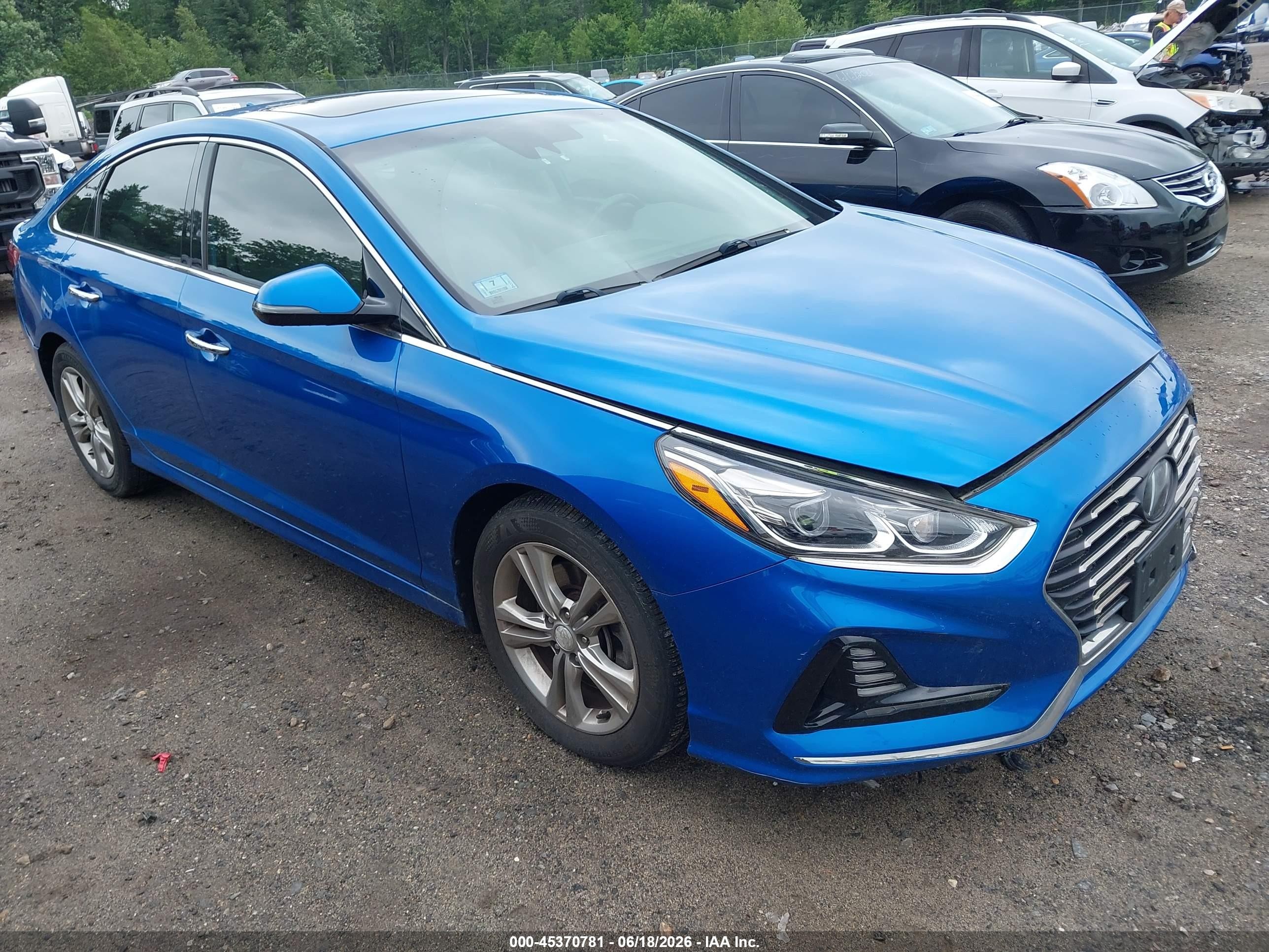 2018 Hyundai Sonata Sport, VIN 5NPE34AF2JH605424 — Front end