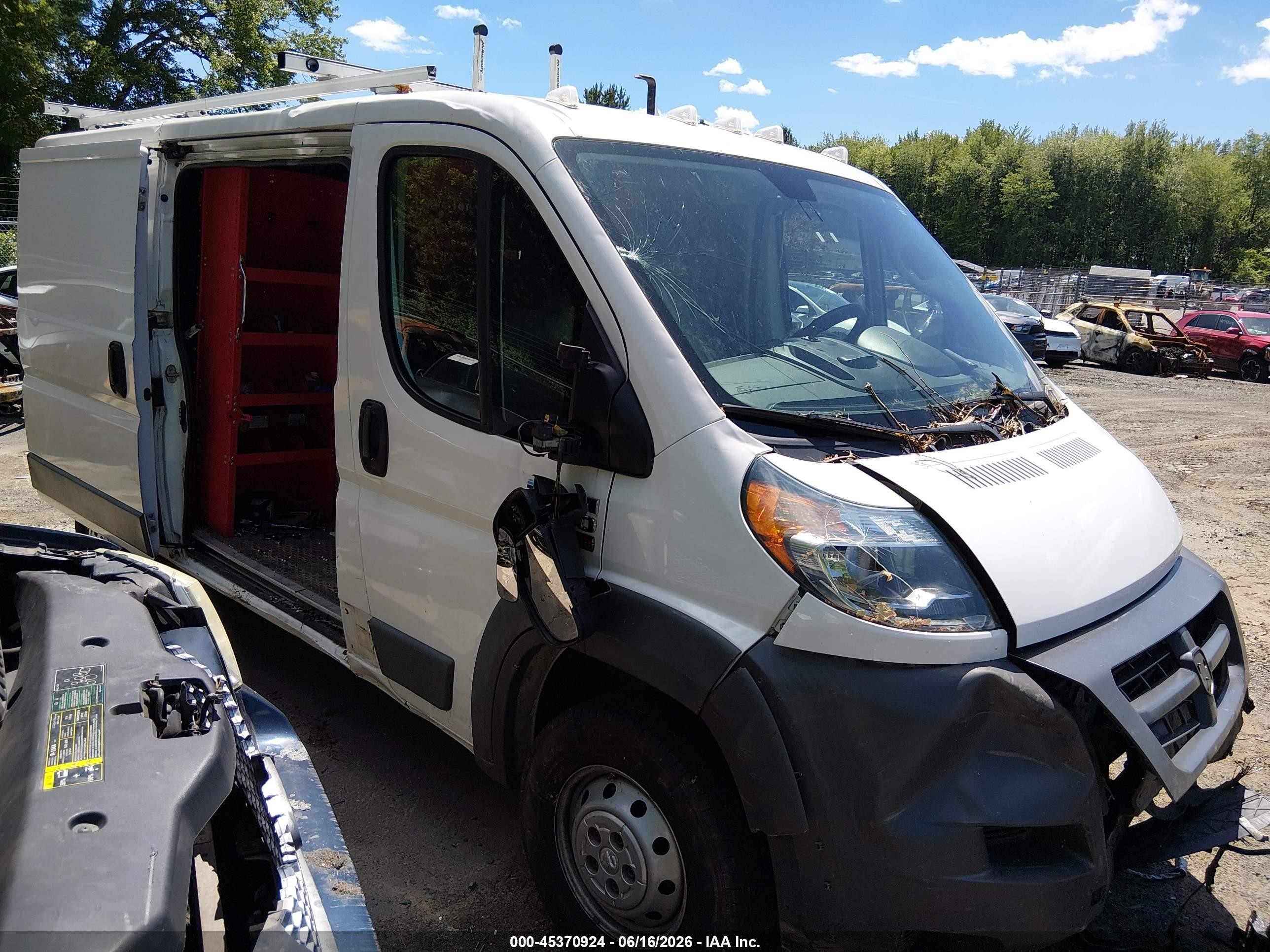 2018 Ram ProMaster Cargo, VIN 3C6TRVAG2JE155354 — Mechanical