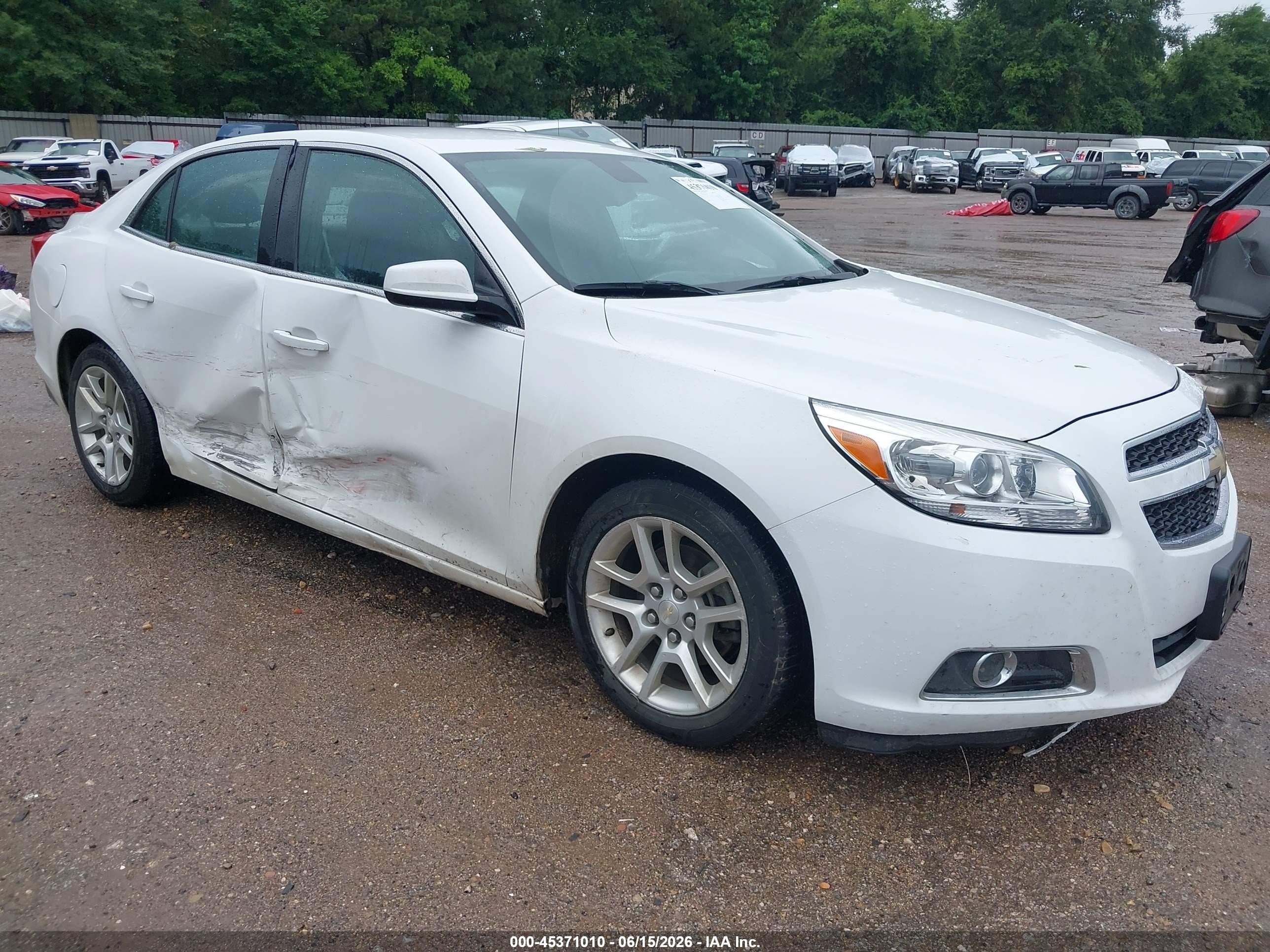 2013 Chevrolet Malibu Eco, VIN 1G11F5RR5DF110037 — Side