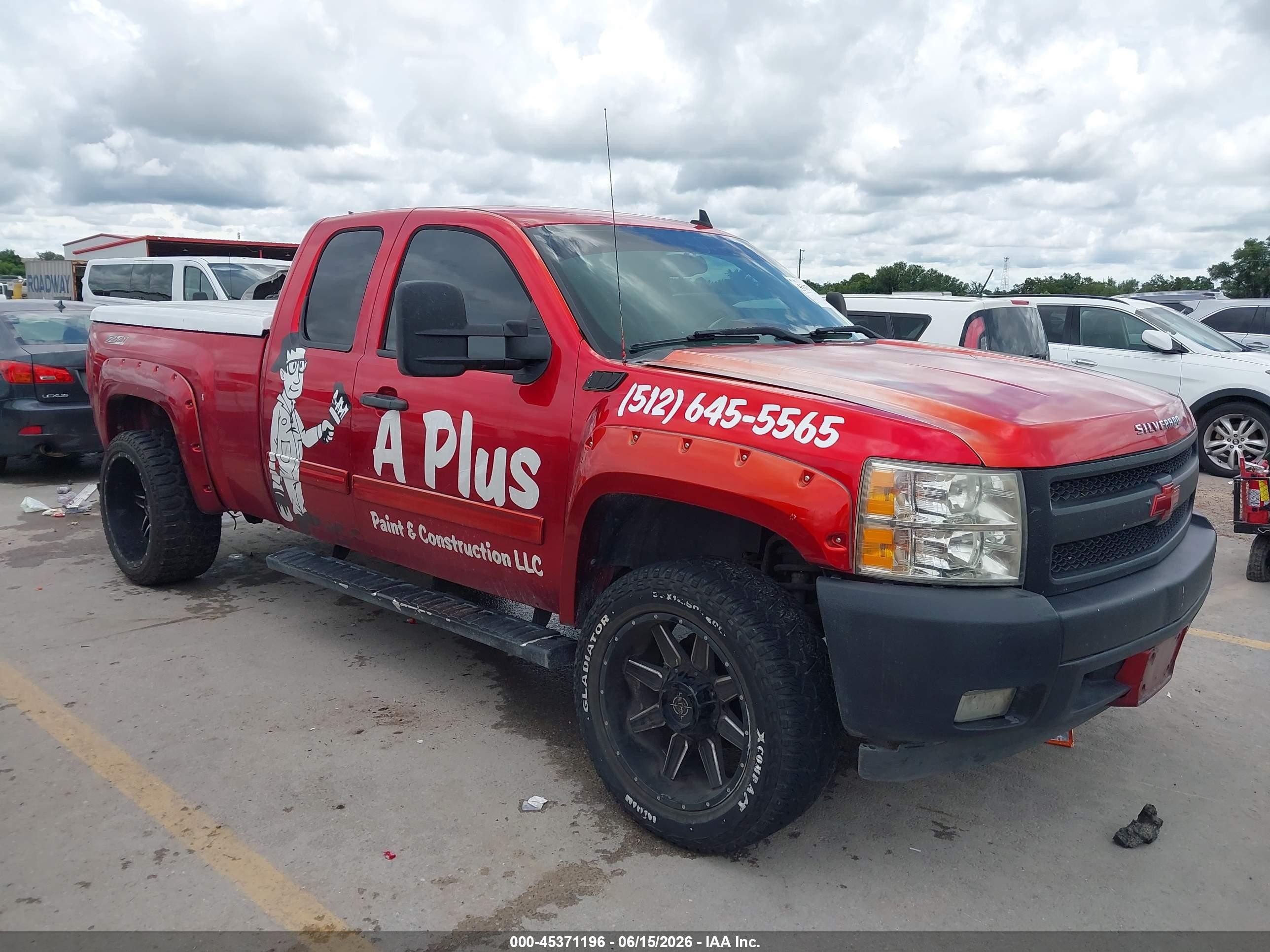2013 Chevrolet Silverado 1500 LT, VIN 1GCRCSEA4DZ209450 — Rear end