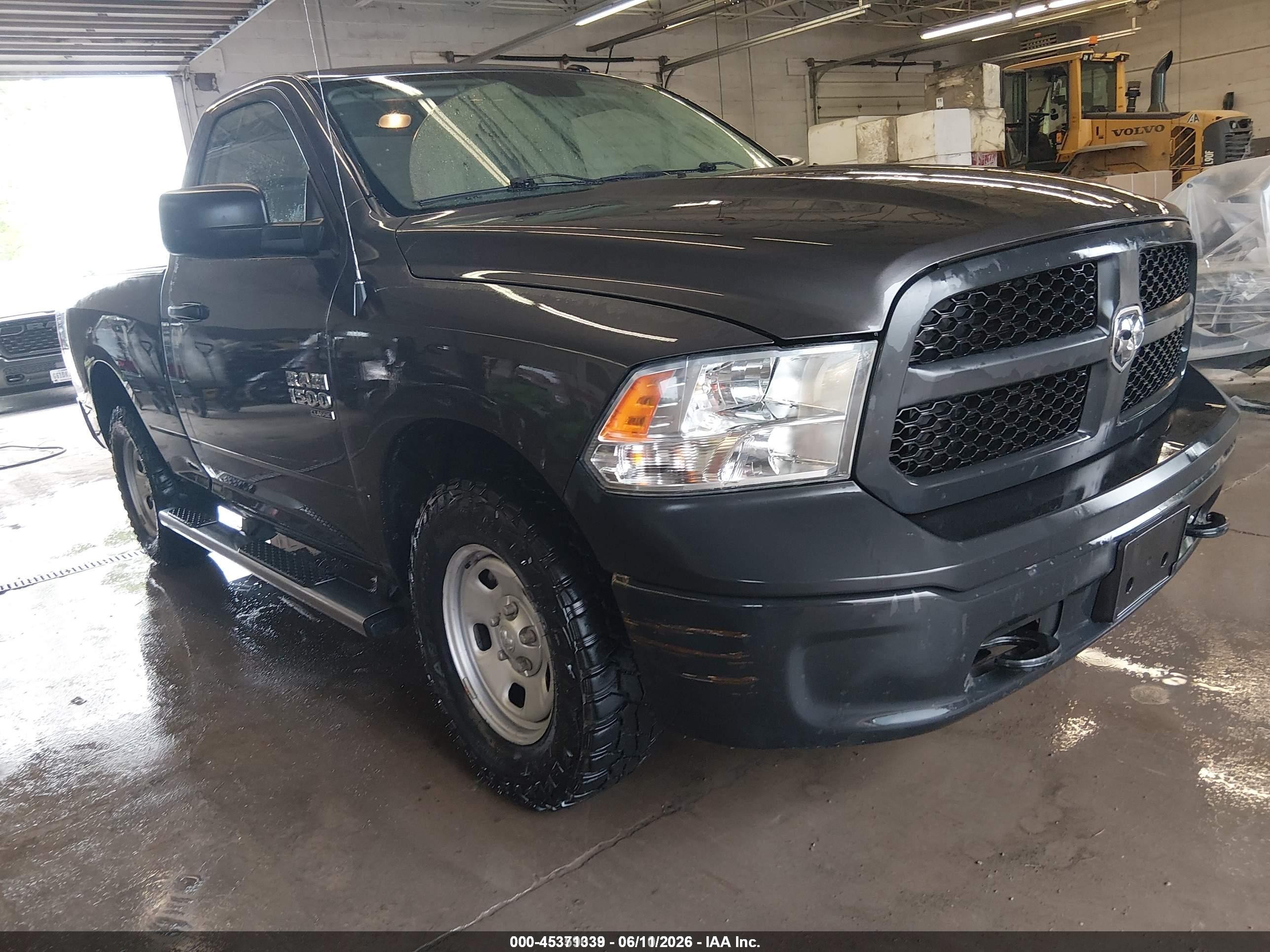 2022 Ram 1500 Tradesman, VIN 3C6JR7AG2NG233967 — Side