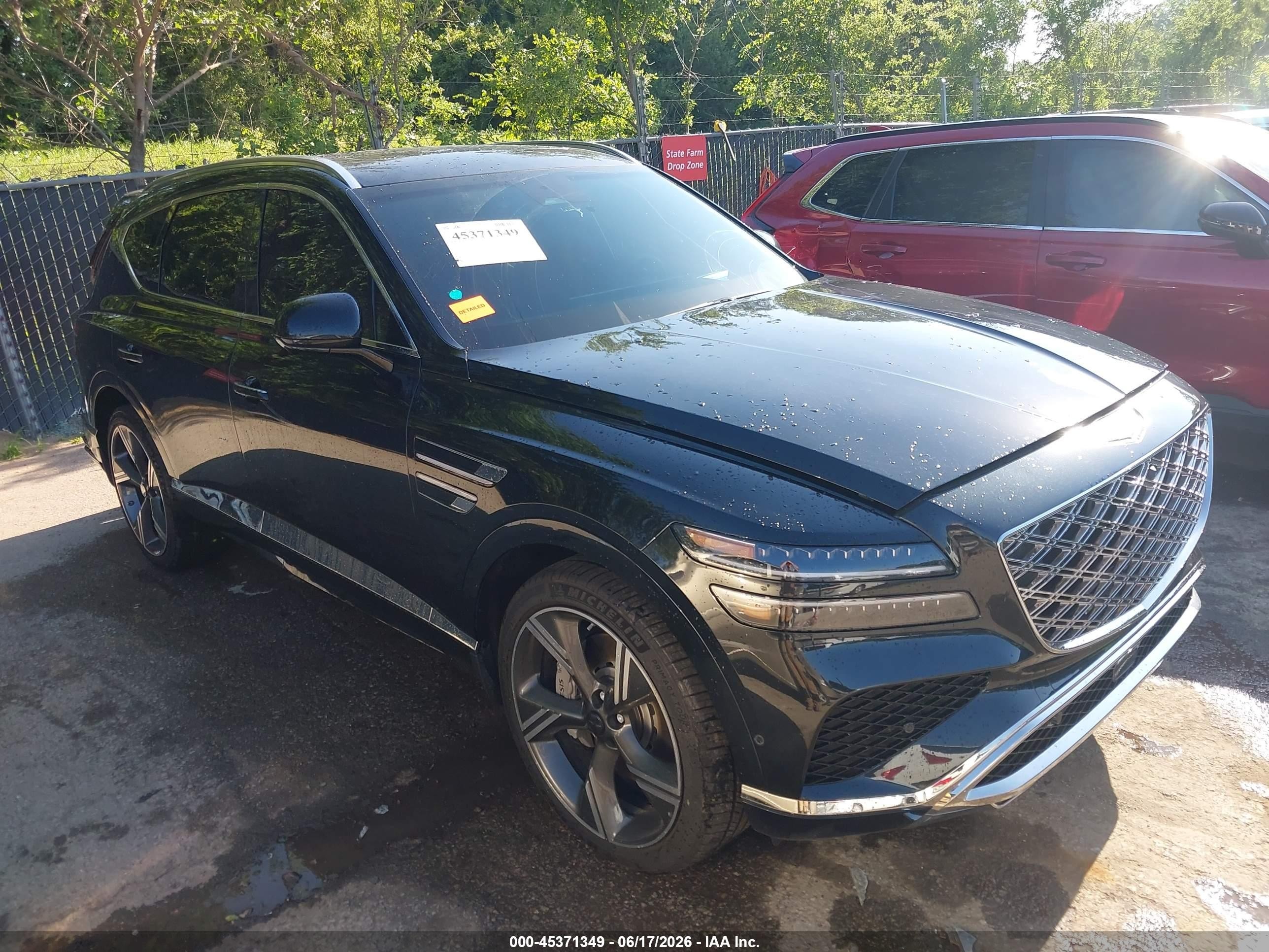 2026 Genesis GV80 Prestige, VIN KMUHEESCXTU300616 — Rear end