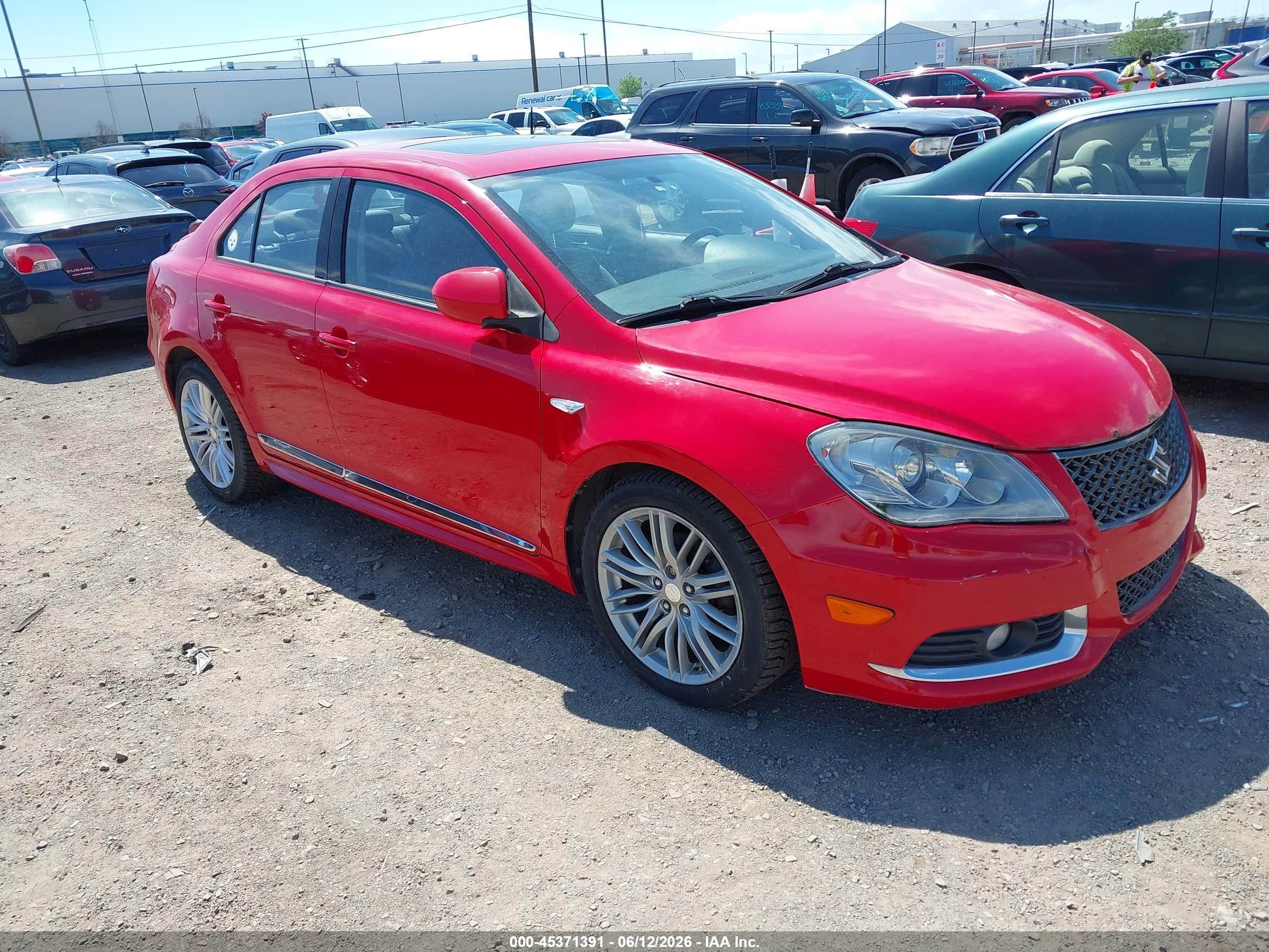 2013 Suzuki Kizashi GTS Sport, VIN JS2RF9A62D6100140 — Front end
