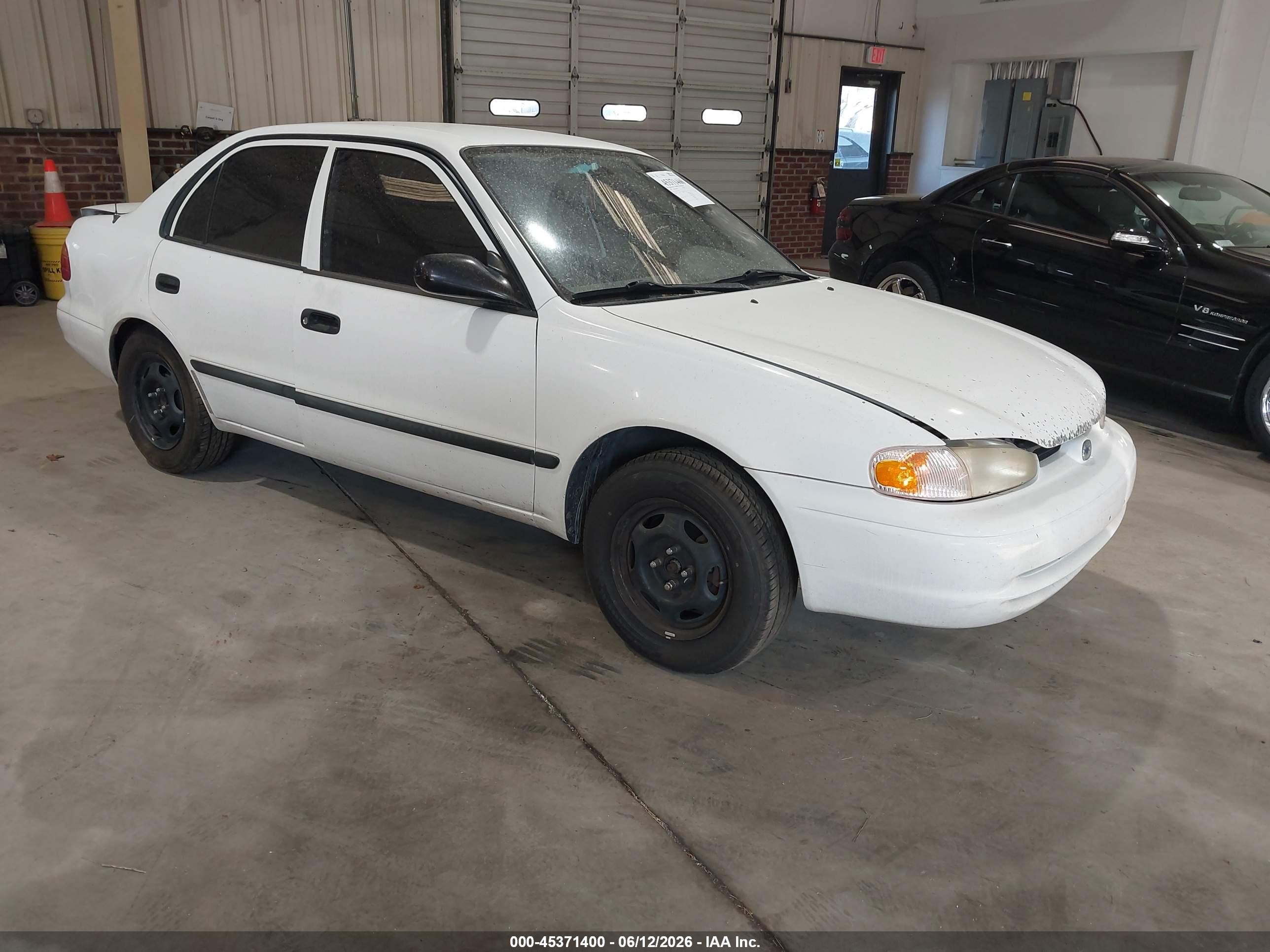 2002 Chevrolet Prizm Lsi, VIN 1Y1SK52812Z407919 — Rear end
