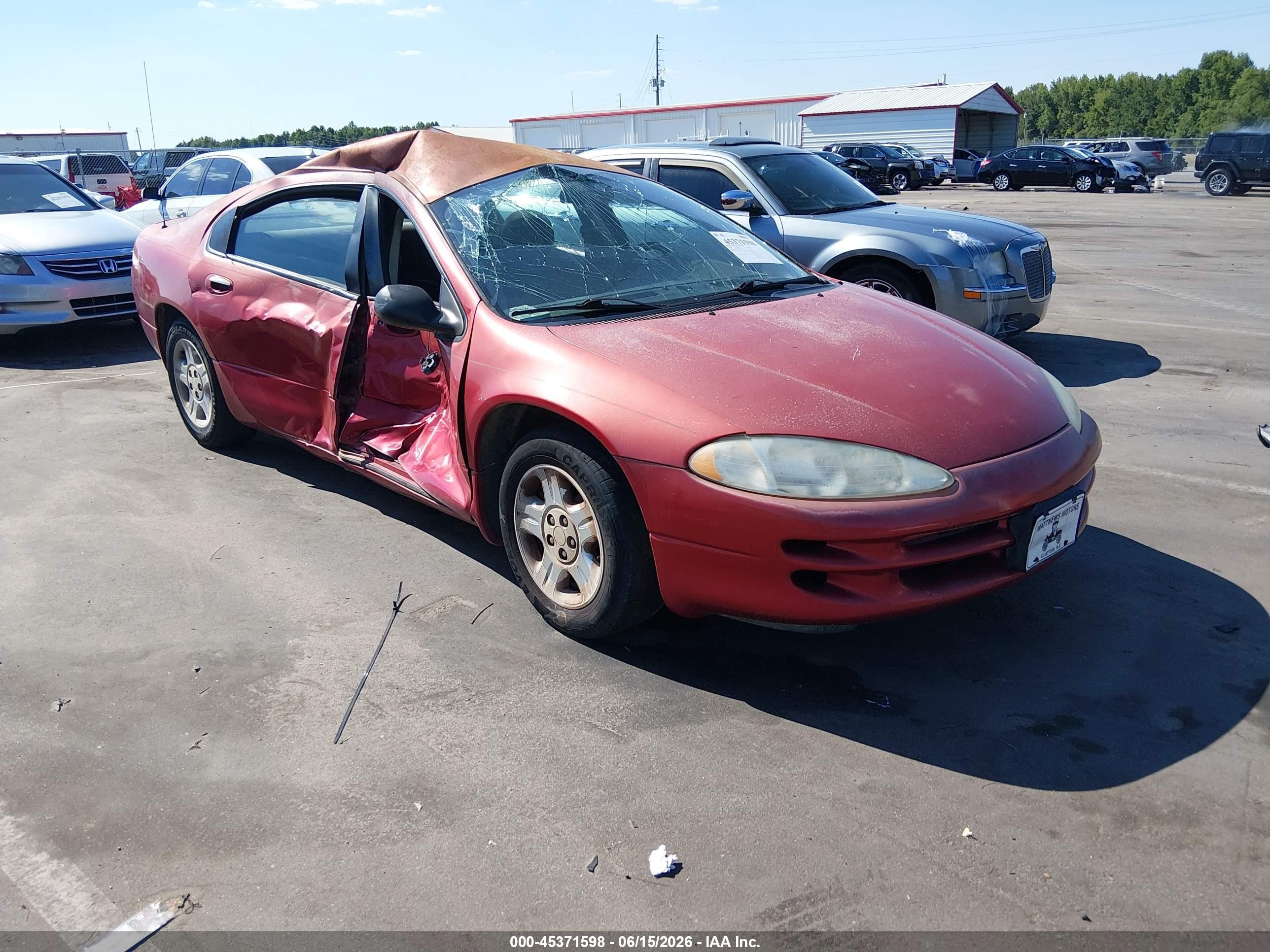 2004 Dodge Intrepid SE, VIN 2B3HD46R04H707462 — Side