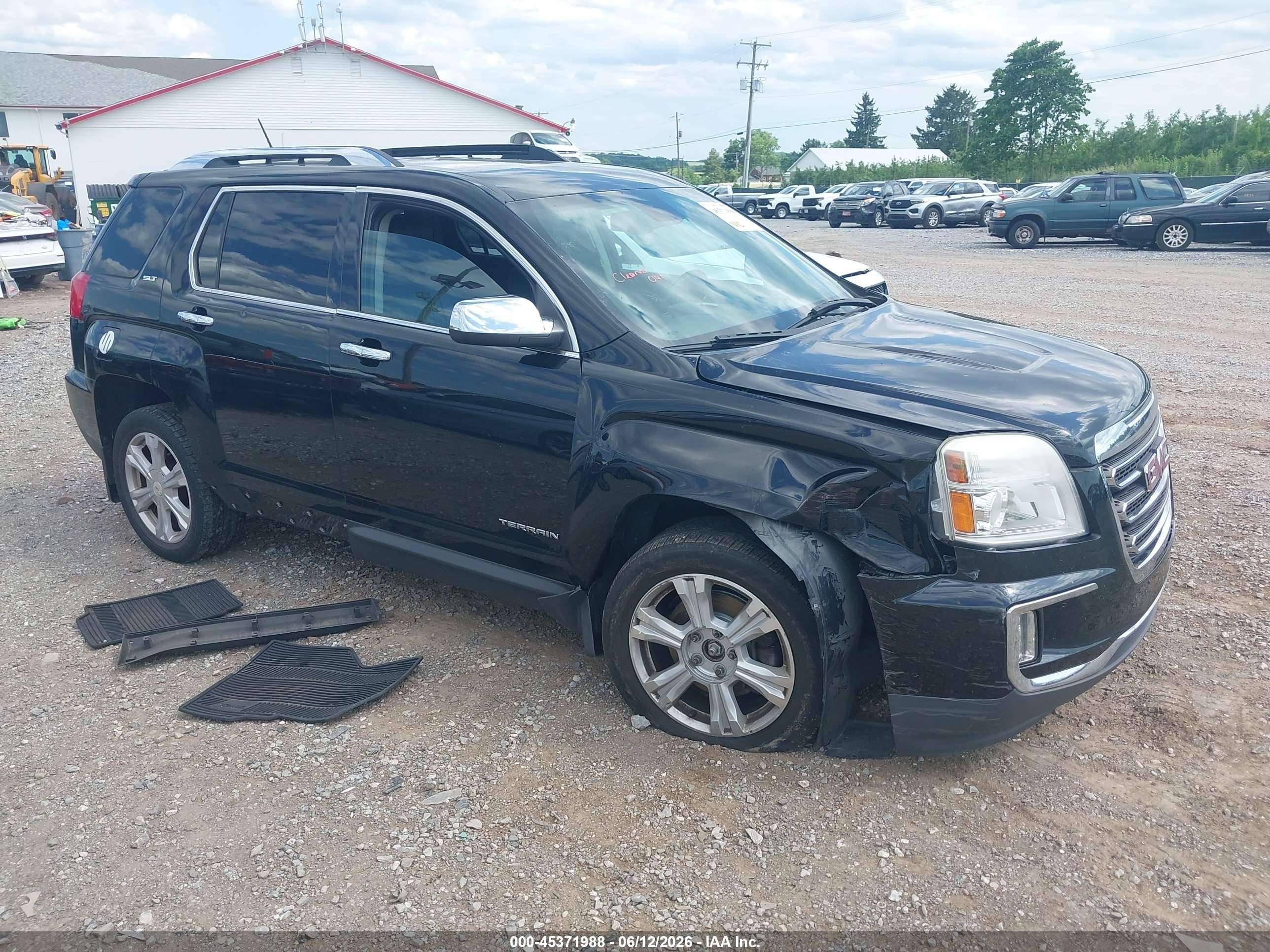 2016 GMC Terrain SLT, VIN 2GKFLUE37G6245508 — Front end