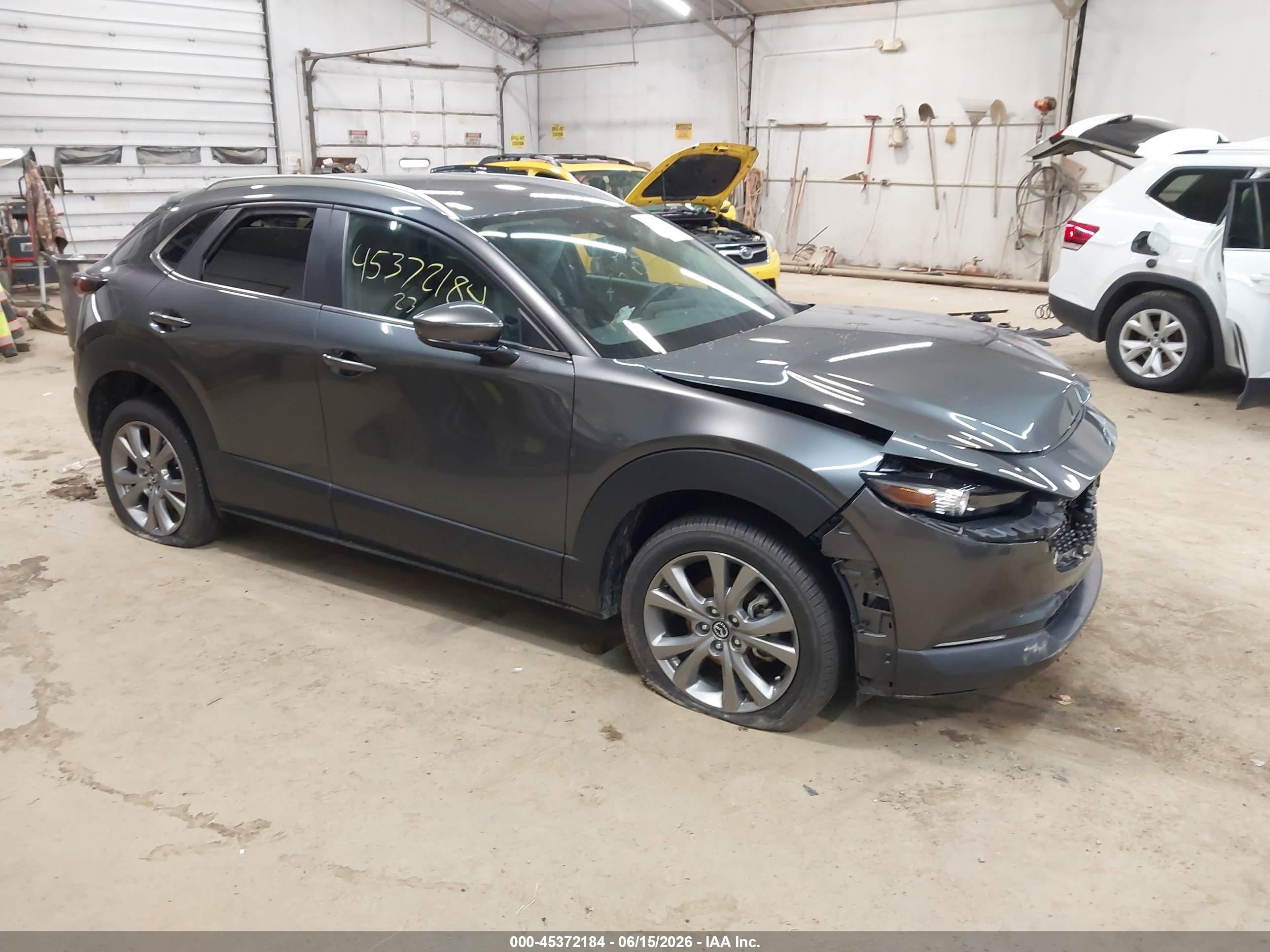 2023 Mazda CX-30 S Select, VIN 3MVDMBBM2PM585168 — Front end