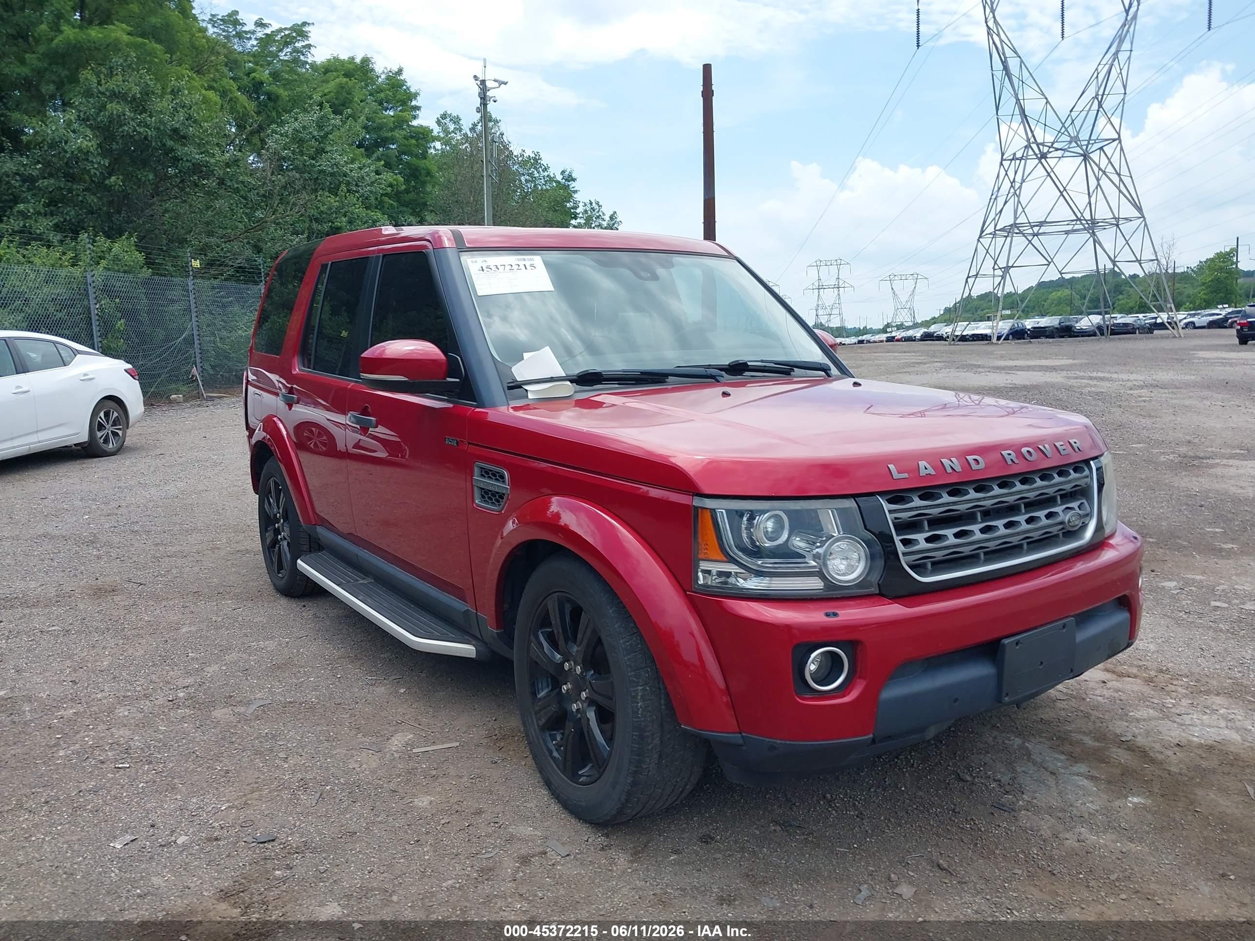 2015 Land Rover LR4 HSE, VIN SALAG2V68FA750962 — Front end