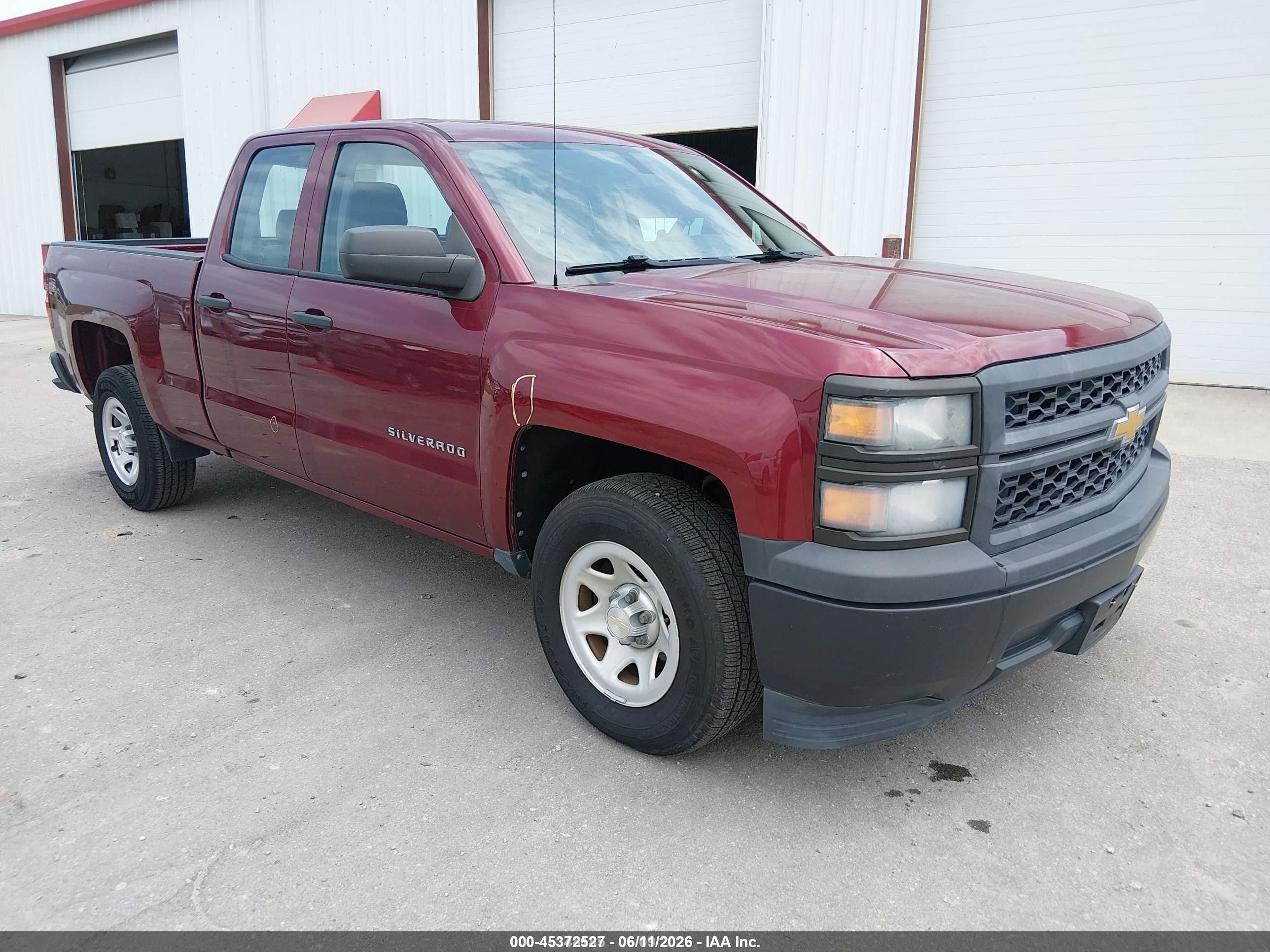 2015 Chevrolet Silverado 1500 Work Truck, VIN 1GCRCPEH3FZ348496 — Normal wear