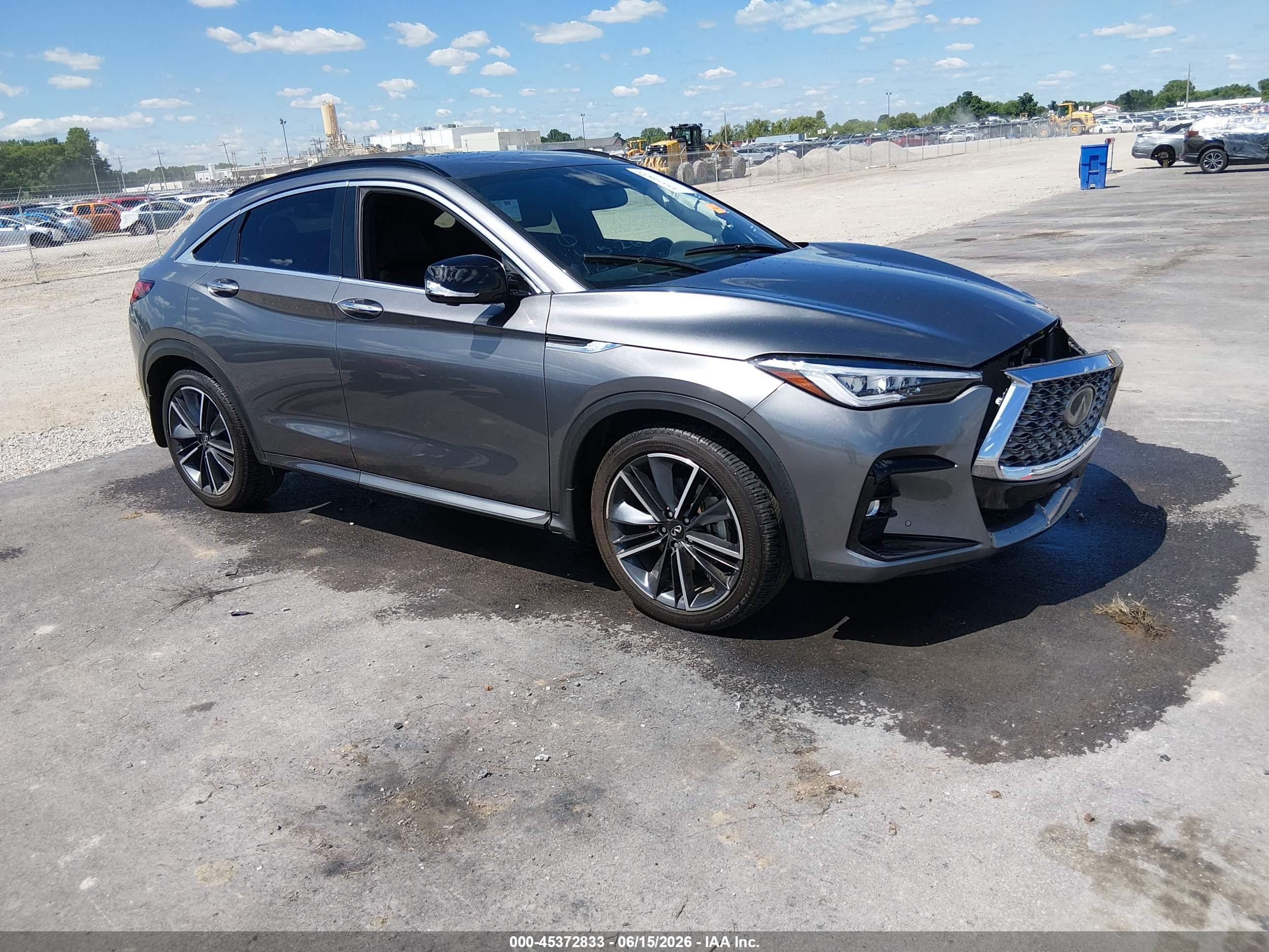 2023 Infiniti QX55 Sensory, VIN 3PCAJ5LR2PF124744 — Front end
