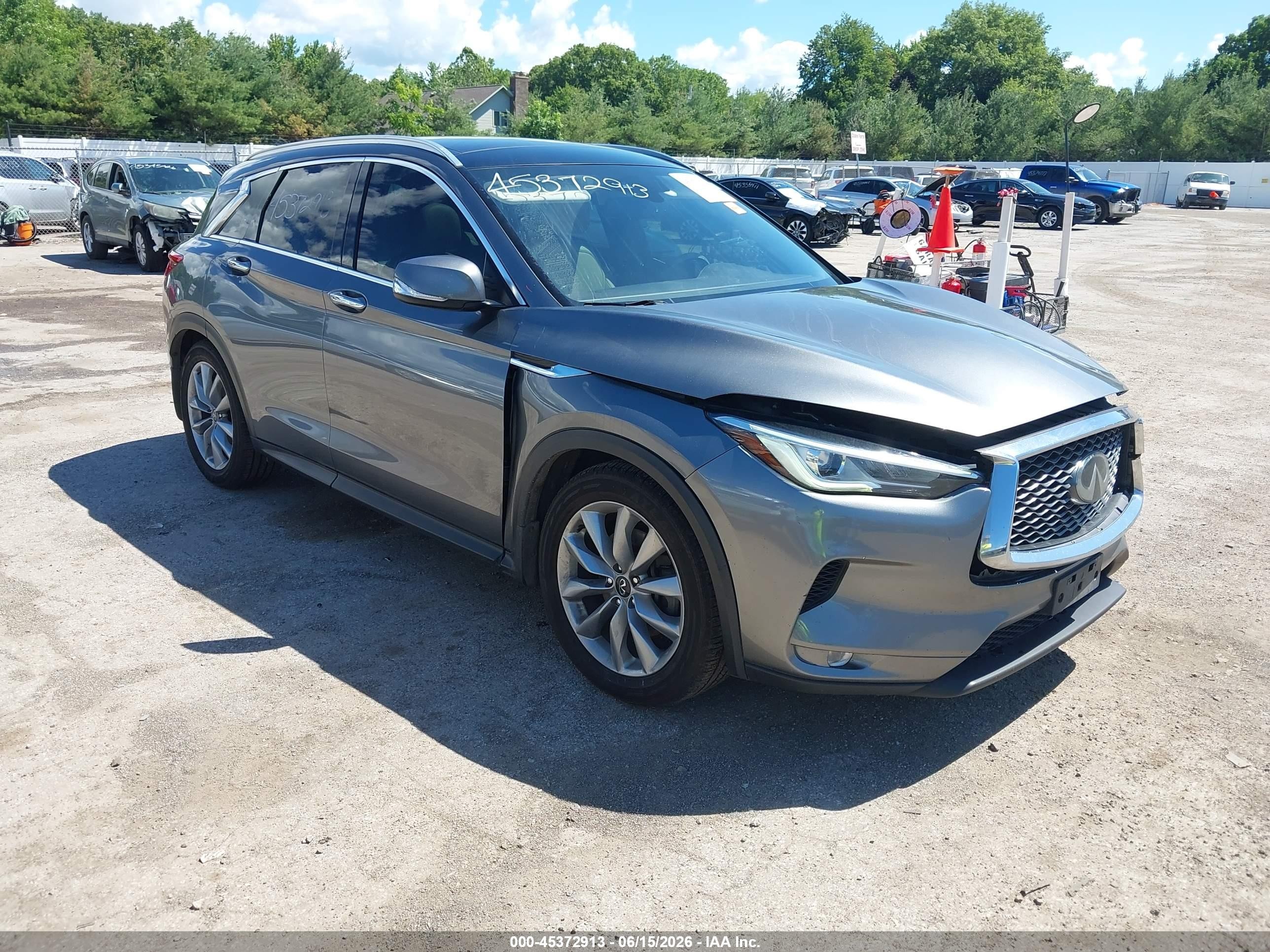 2020 Infiniti QX50 Sensory, VIN 3PCAJ5M39LF113311 — Front end