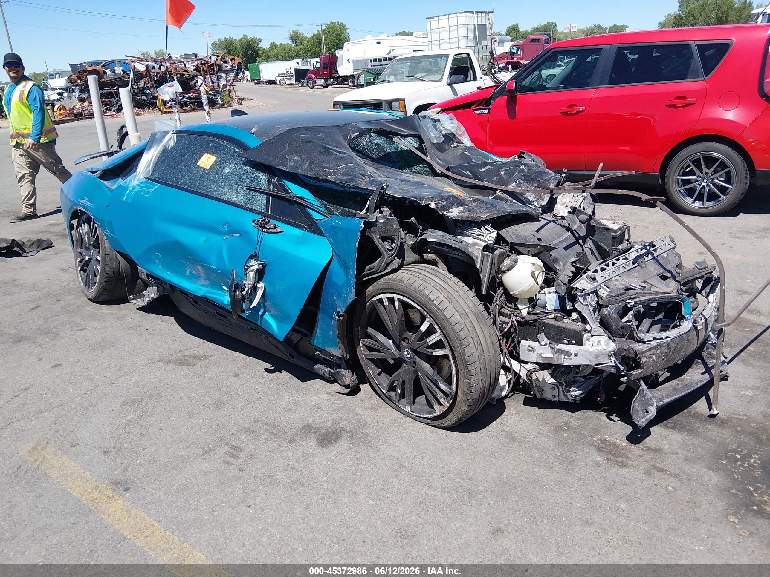 2016 BMW i8, VIN WBY2Z2C54GV675976 — Front end
