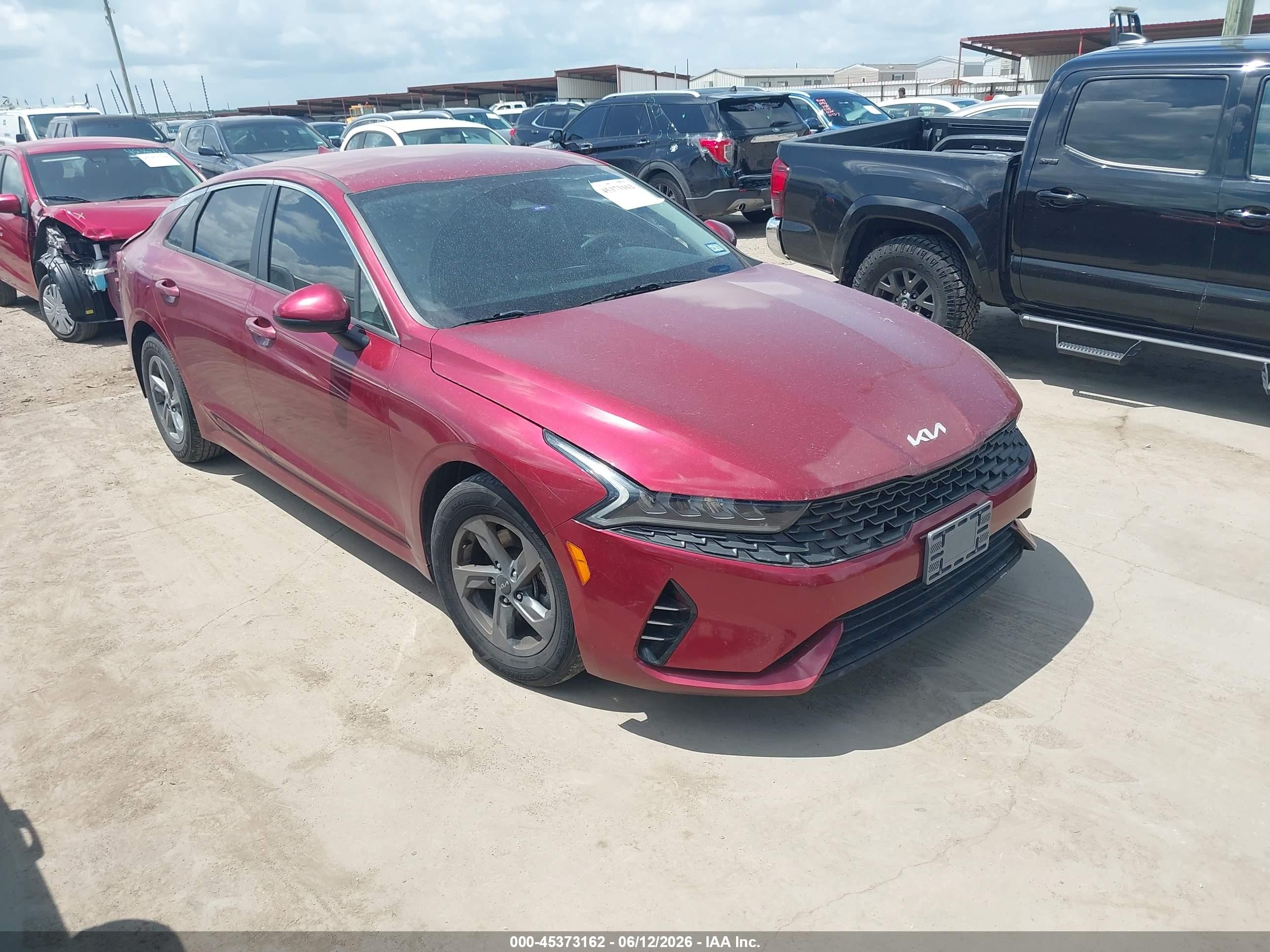2022 Kia K5 LXS, VIN 5XXG14J2XNG083073 — Rear end