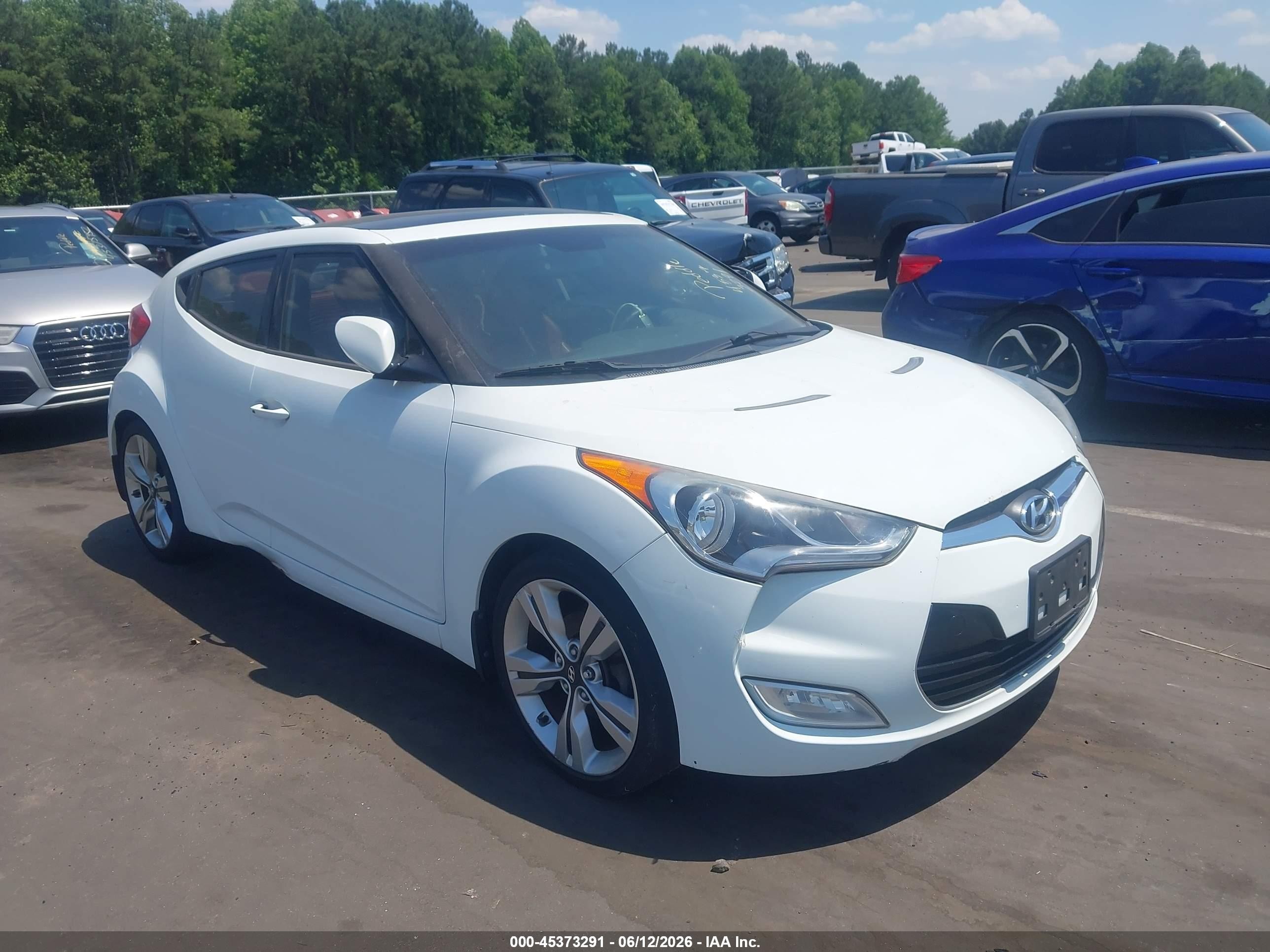 2013 Hyundai Veloster w/Black Int, VIN KMHTC6ADXDU156923 — Normal wear