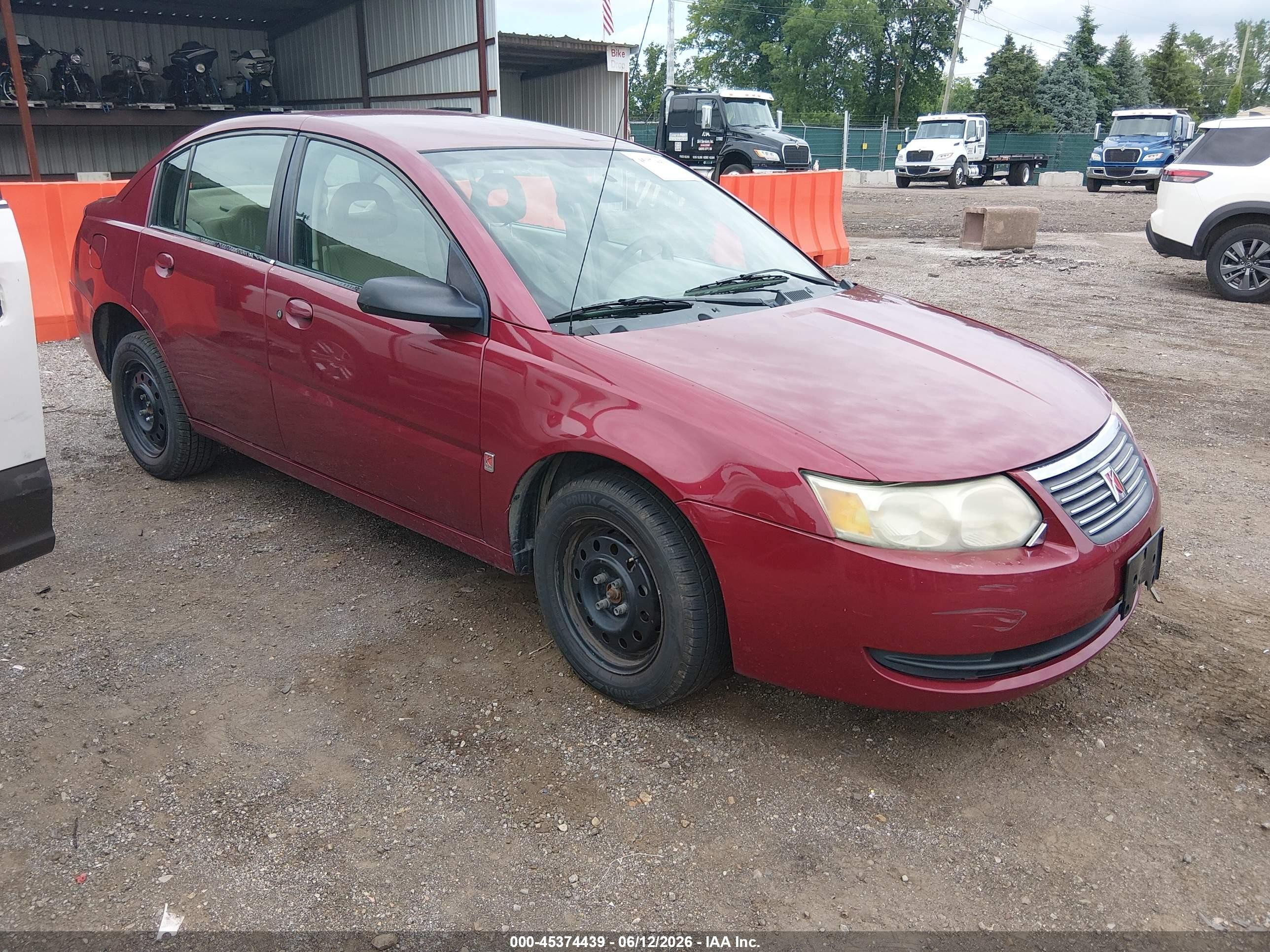 2005 Saturn ION ION 2, VIN 1G8AJ52F55Z132734 — Rear end