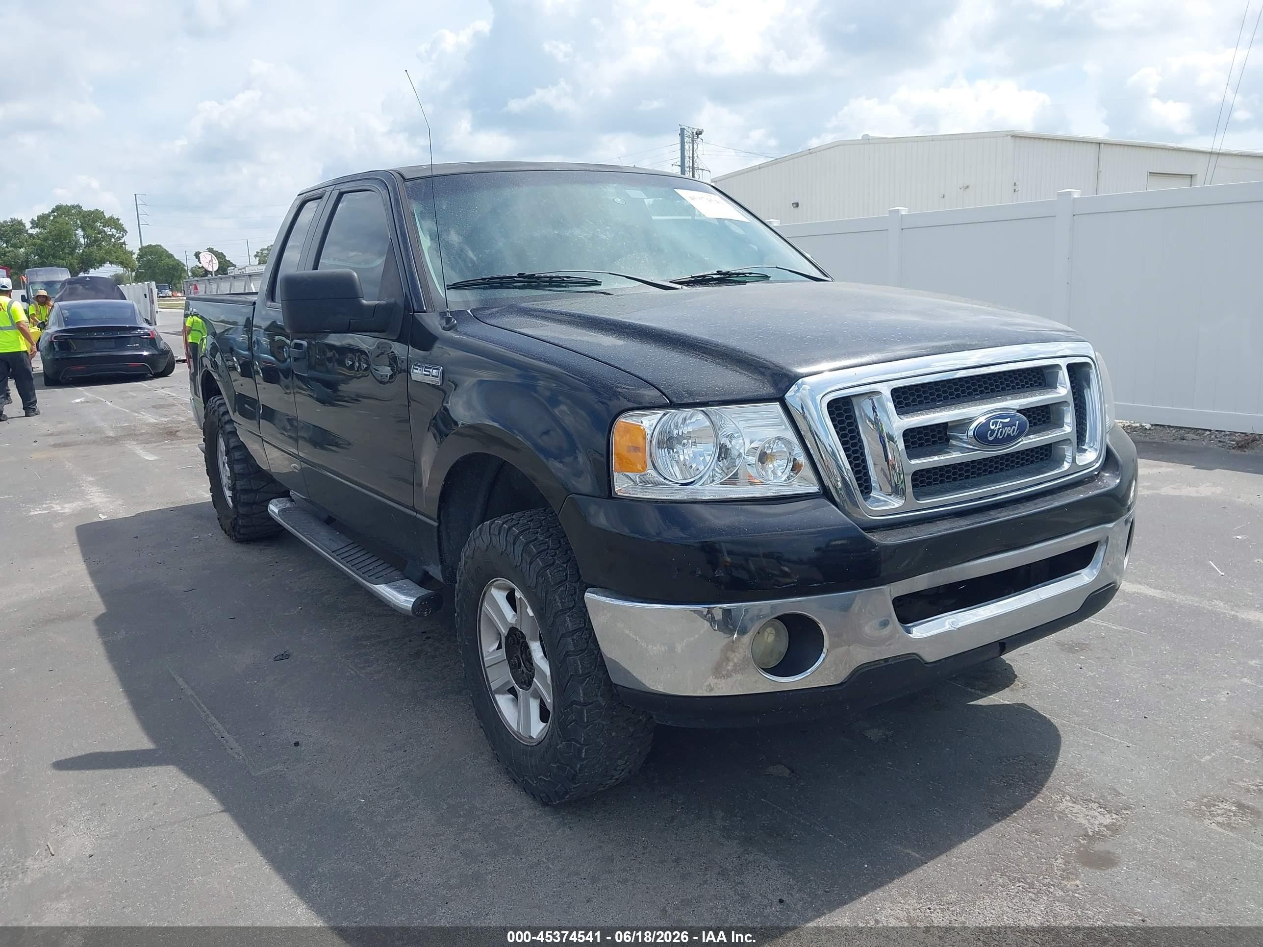 2007 Ford F-150 STX, VIN 1FTRX12W77NA45430 — Rear end
