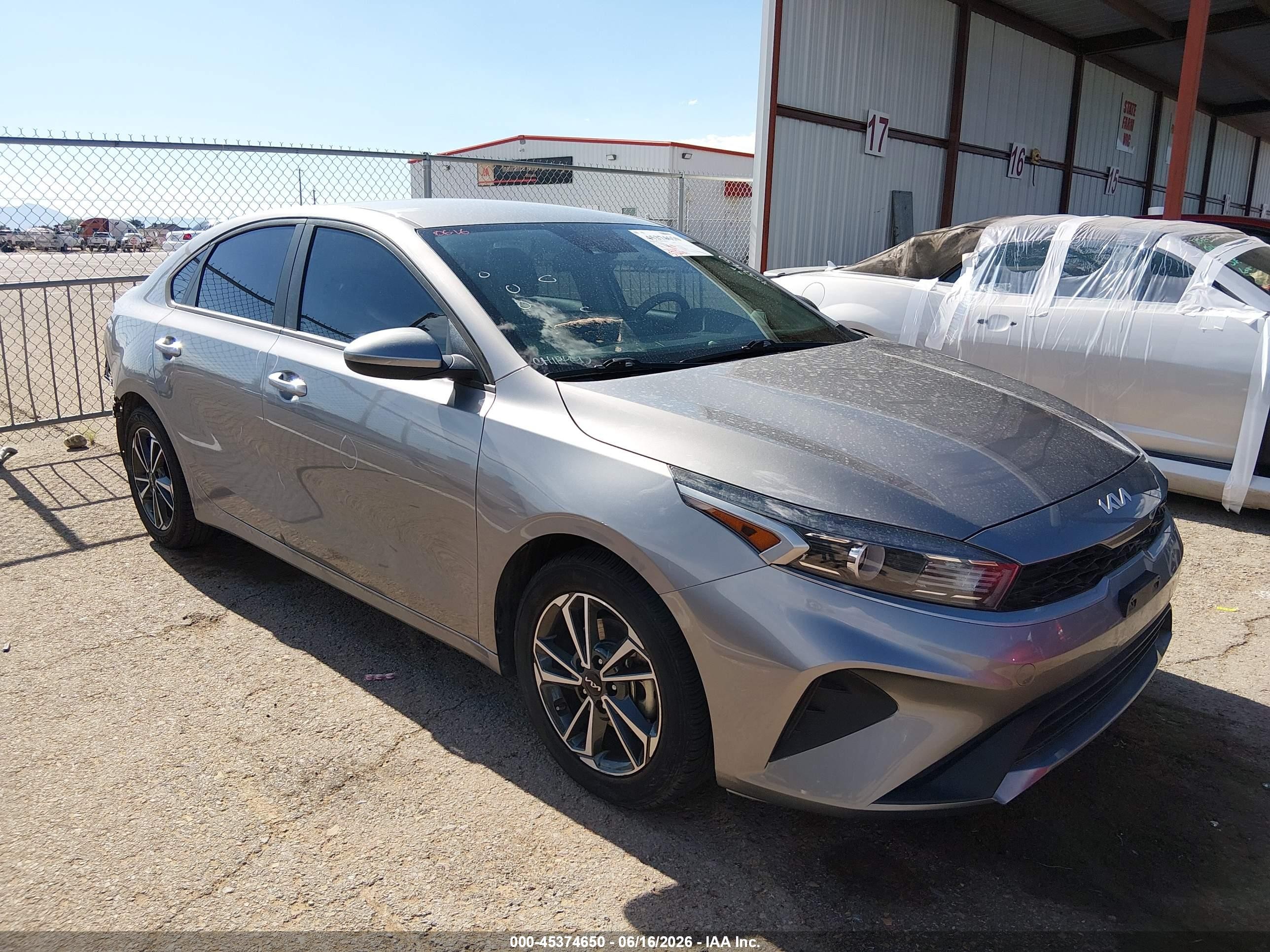 2023 Kia Forte LXS, VIN 3KPF24AD7PE557065 — Rear end