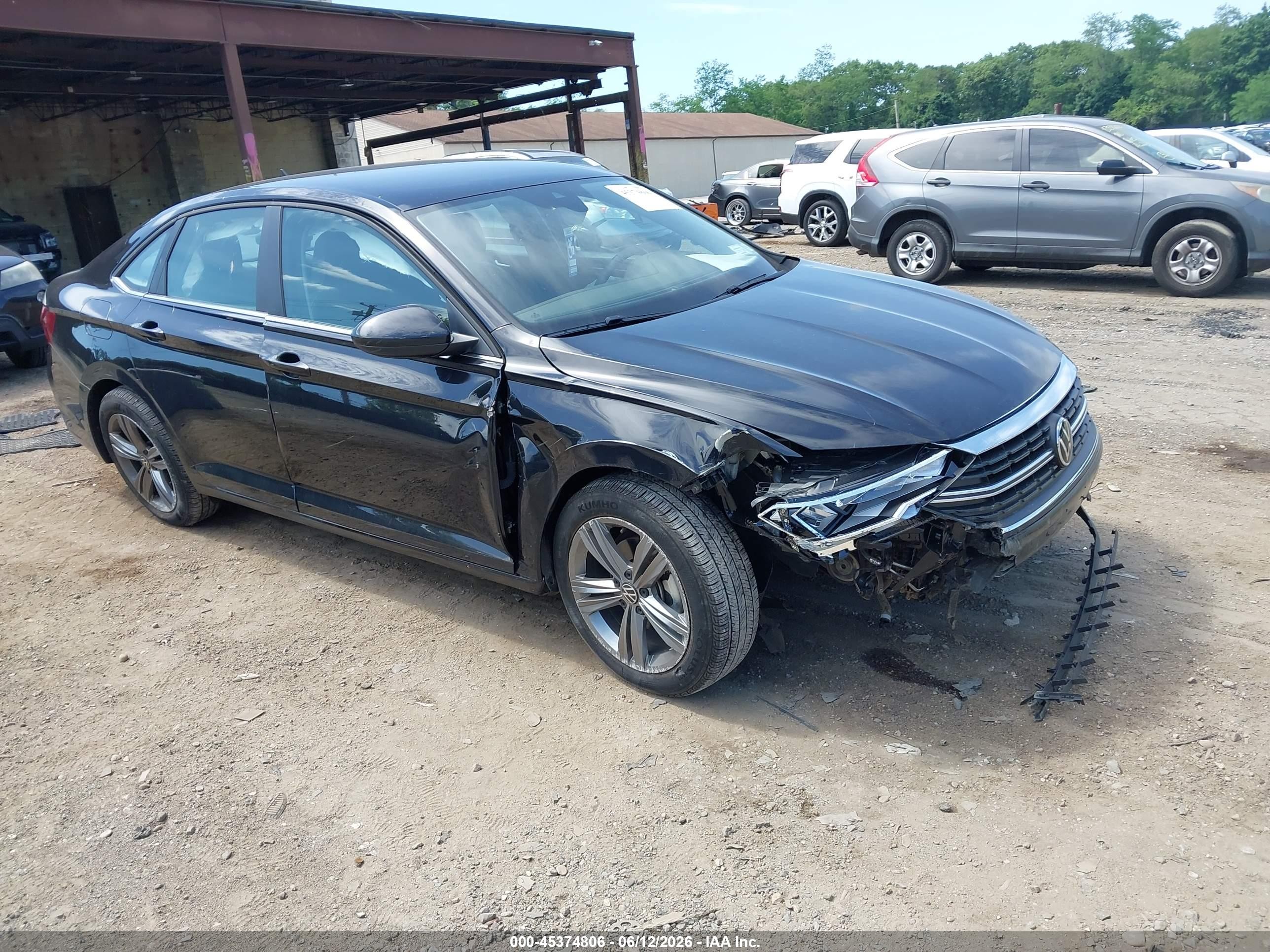 2024 Volkswagen Jetta SE, VIN 3VWEM7BU9RM046887 — Front end