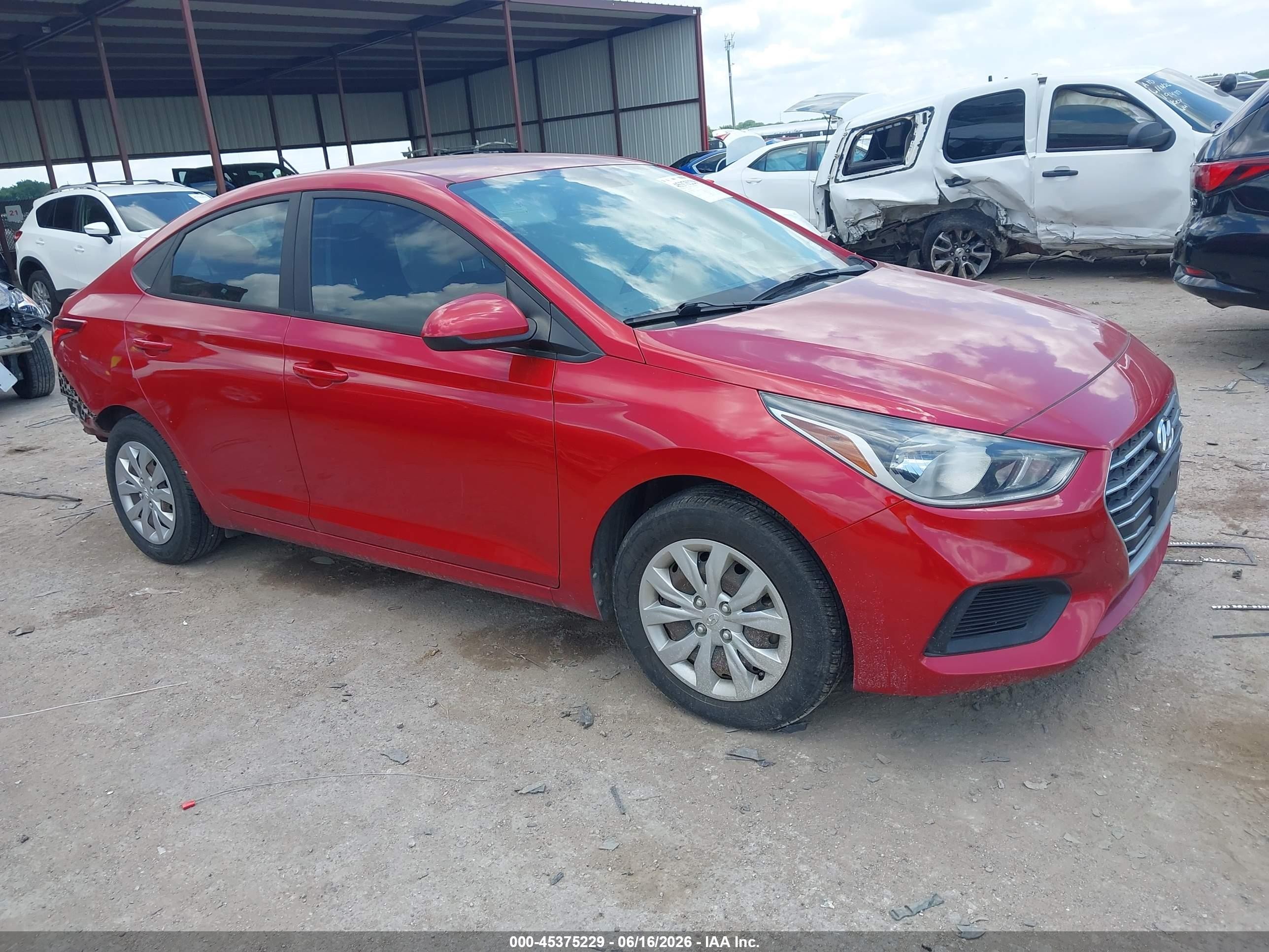 2020 Hyundai Accent SE, VIN 3KPC24A64LE118498 — Rear end