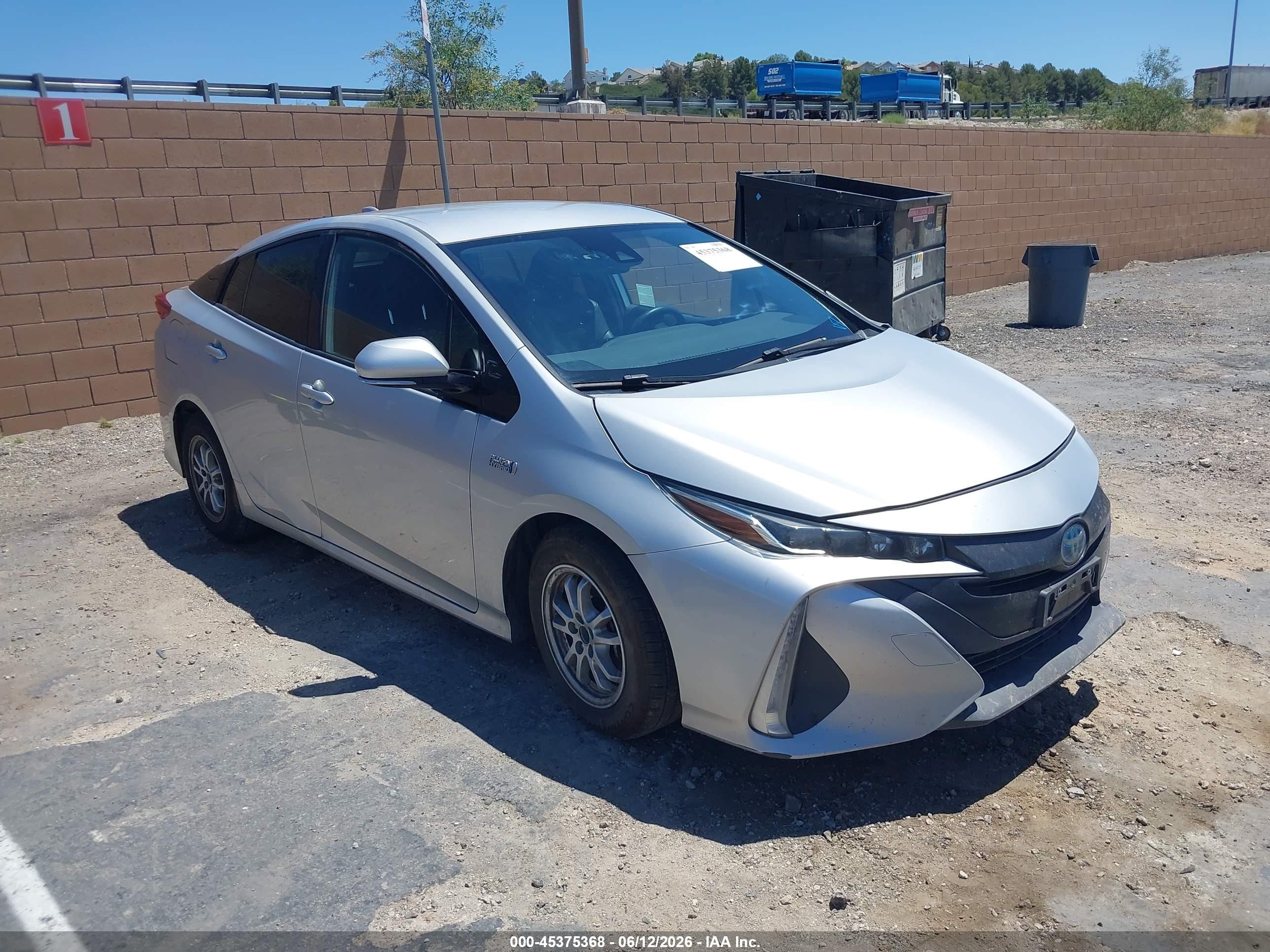 2020 Toyota Prius LE, VIN JTDKARFP5L3144872 — Front end