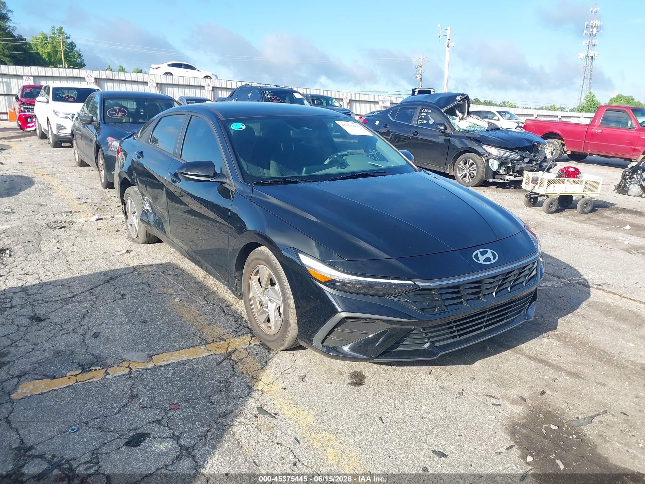 2024 Hyundai Elantra SE, VIN KMHLL4DG1RU741097 — Side