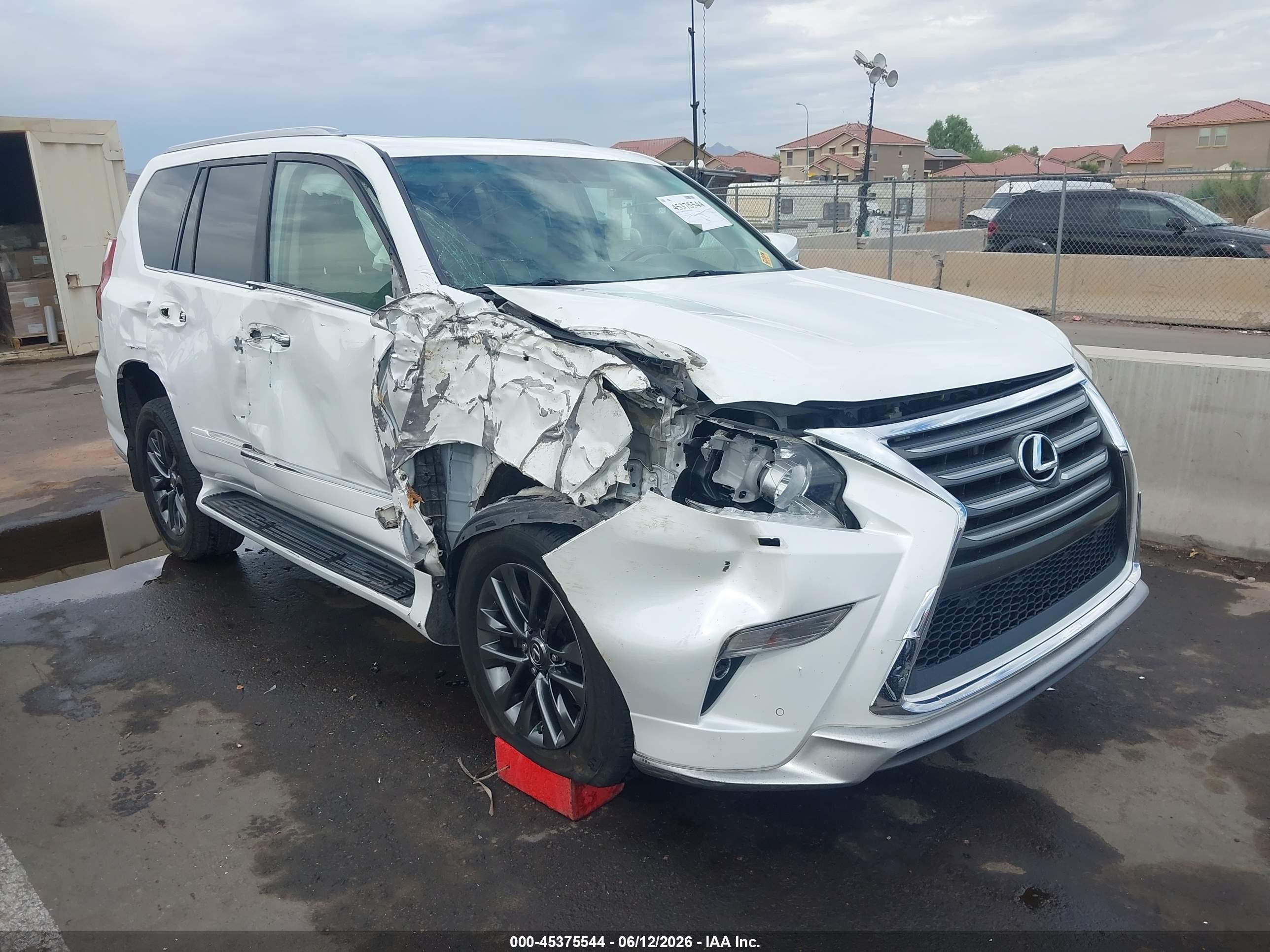 2018 Lexus GX 460 Premium, VIN JTJBM7FX4J5208958 — Front end