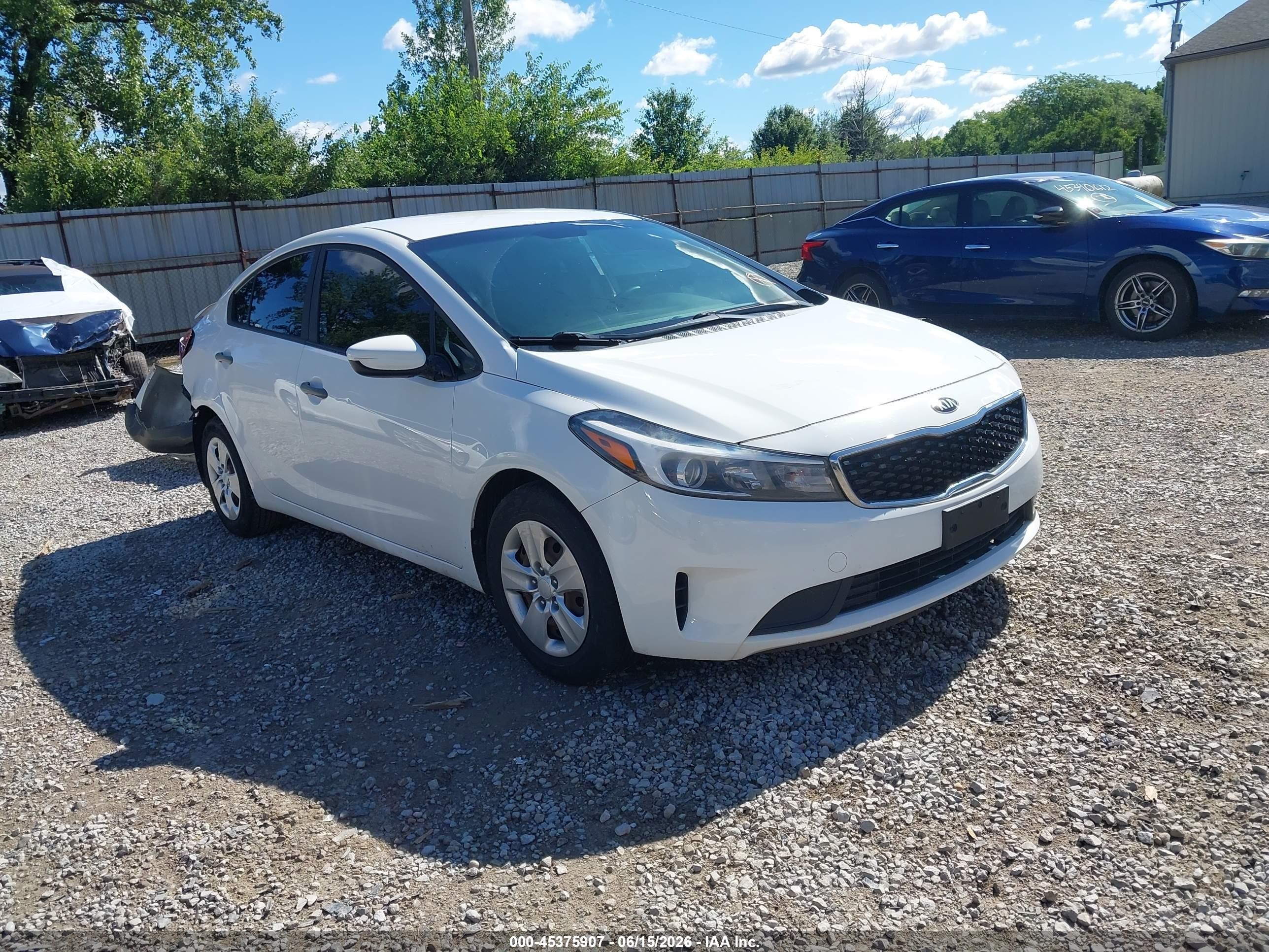 2017 Kia Forte LX, VIN 3KPFK4A76HE071326 — Rear end