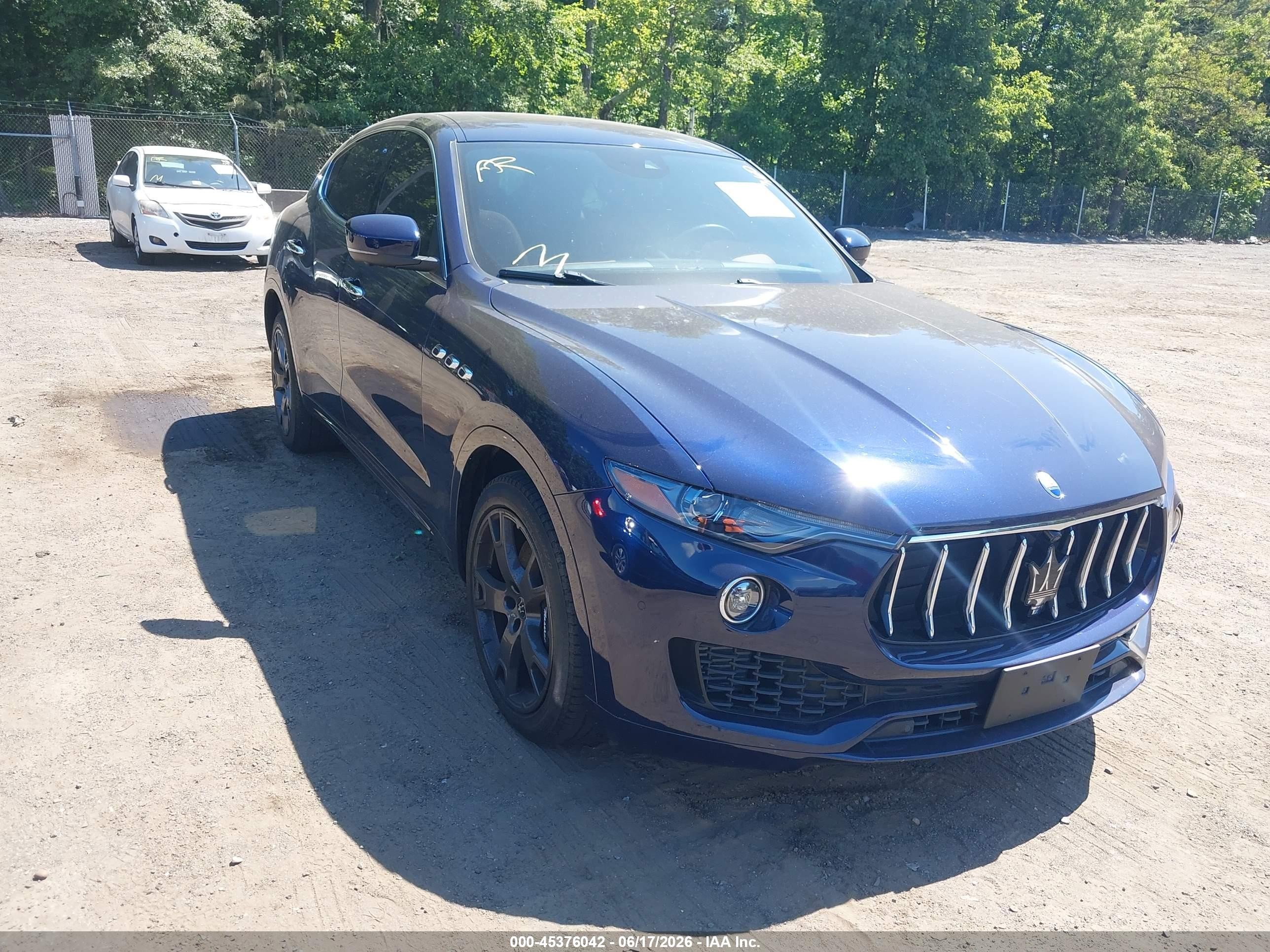 2021 Maserati Levante S, VIN ZN661YUA2MX378891 — Front end