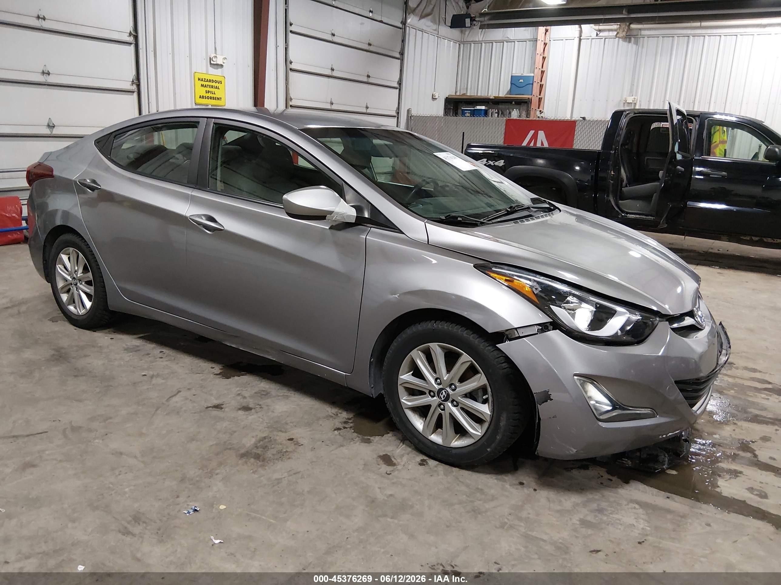2014 Hyundai Elantra SE, VIN KMHDH4AE7EU154325 — Front end