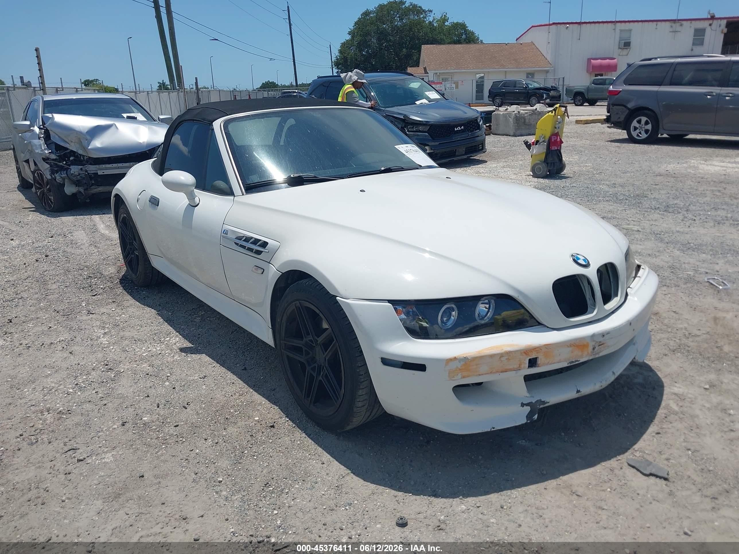 2000 BMW Z3 M Roadster, VIN WBSCK9345YLC90171 — Перед