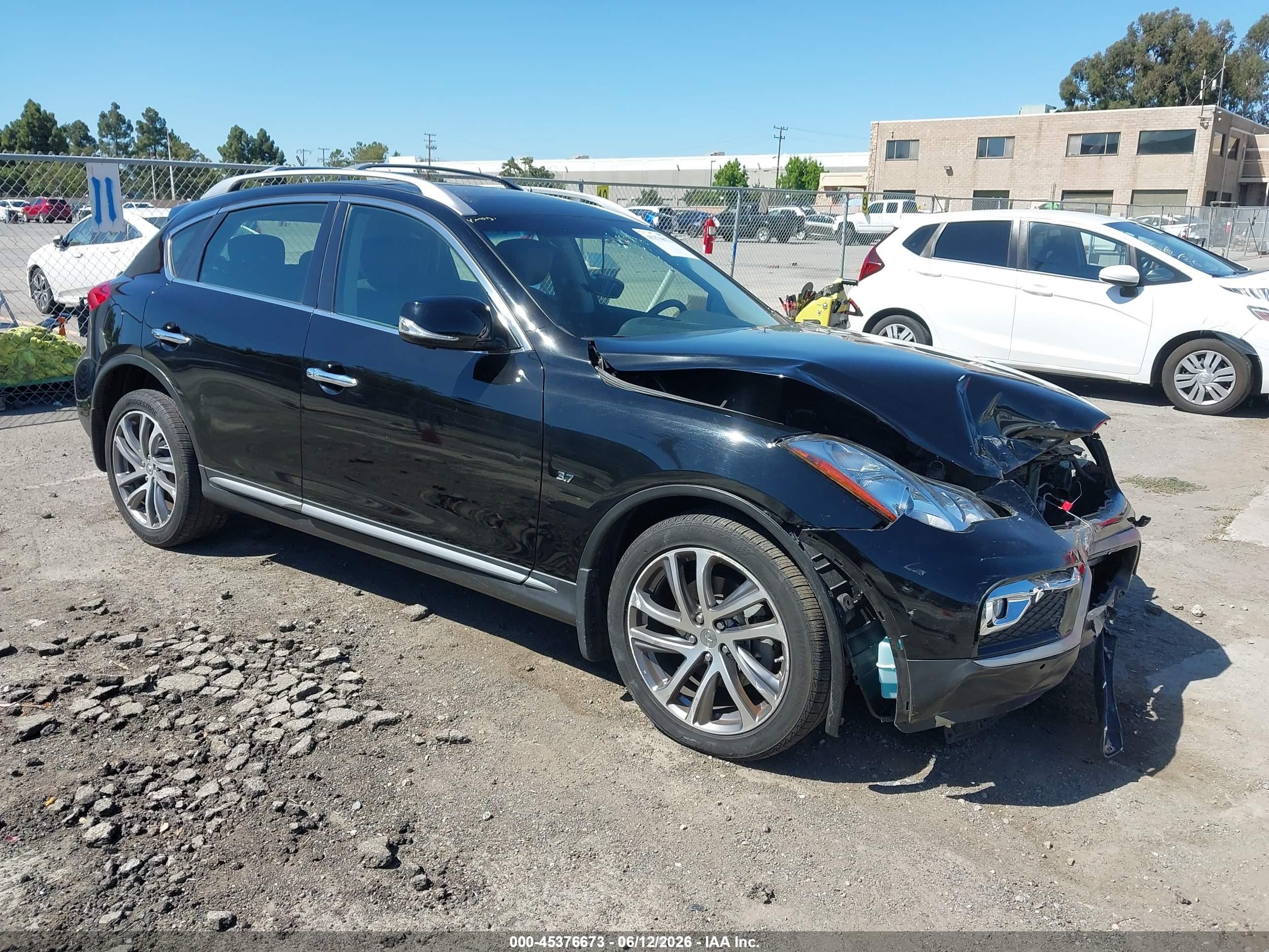 2016 Infiniti QX50, VIN JN1BJ0RP2GM232630 — Front end