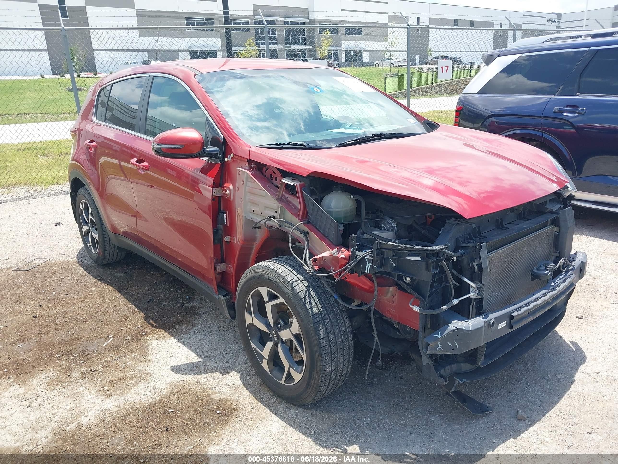 2021 Kia Sportage LX, VIN KNDPM3AC5M7843833 — Front end