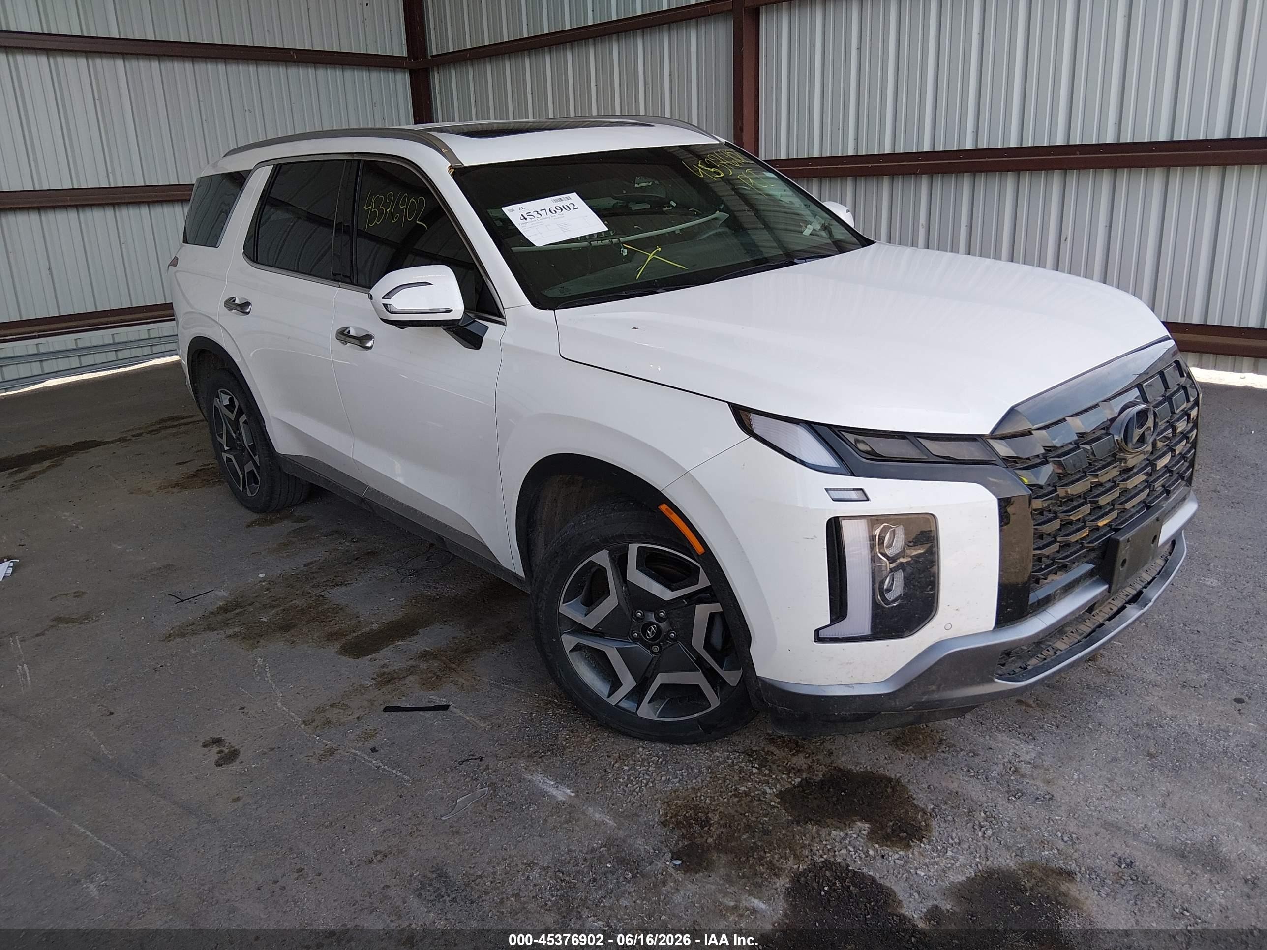 2024 Hyundai Palisade SEL, VIN KM8R44GE3RU758744 — Rear end