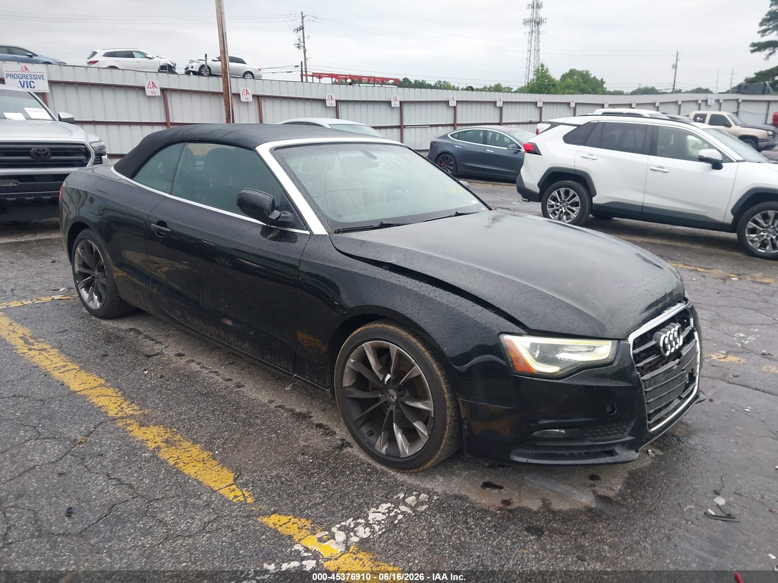 2014 Audi A5 Premium, VIN WAUAFAFH6EN004065 — Front end