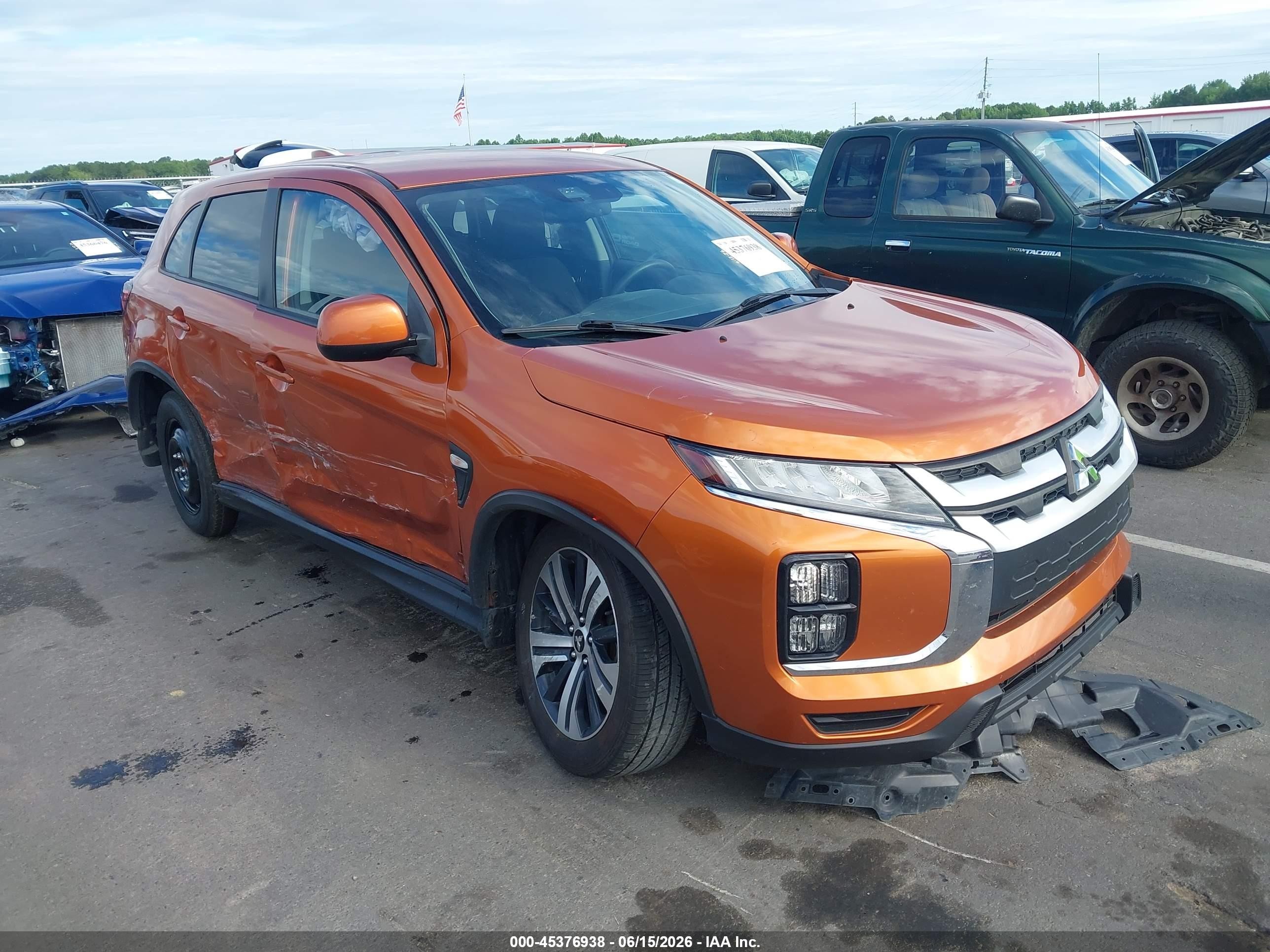 2022 Mitsubishi Outlander ES, VIN JA4APUAU9NU019293 — Side