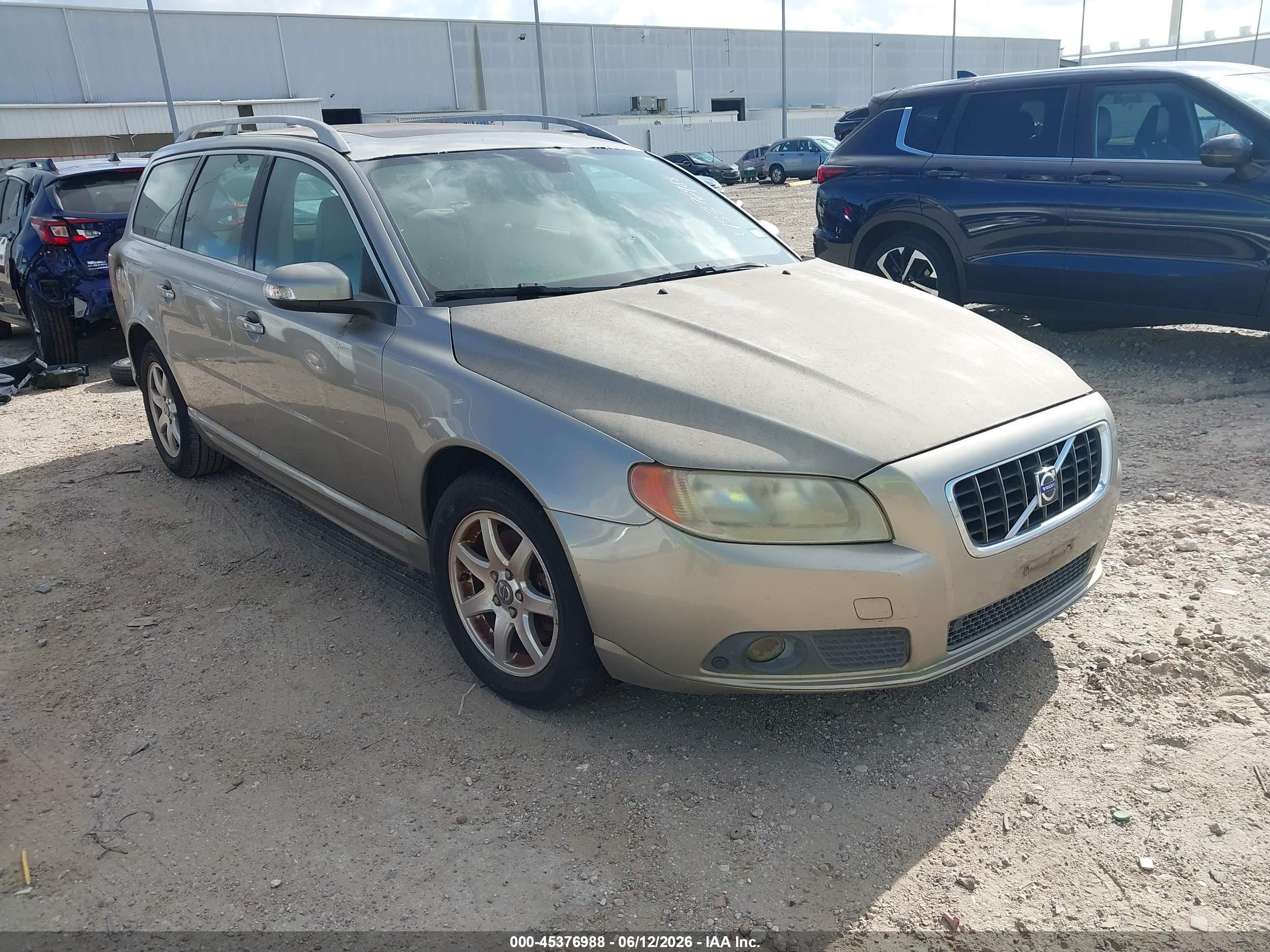 2008 Volvo V70, VIN YV1BW982381013228 — Normal wear