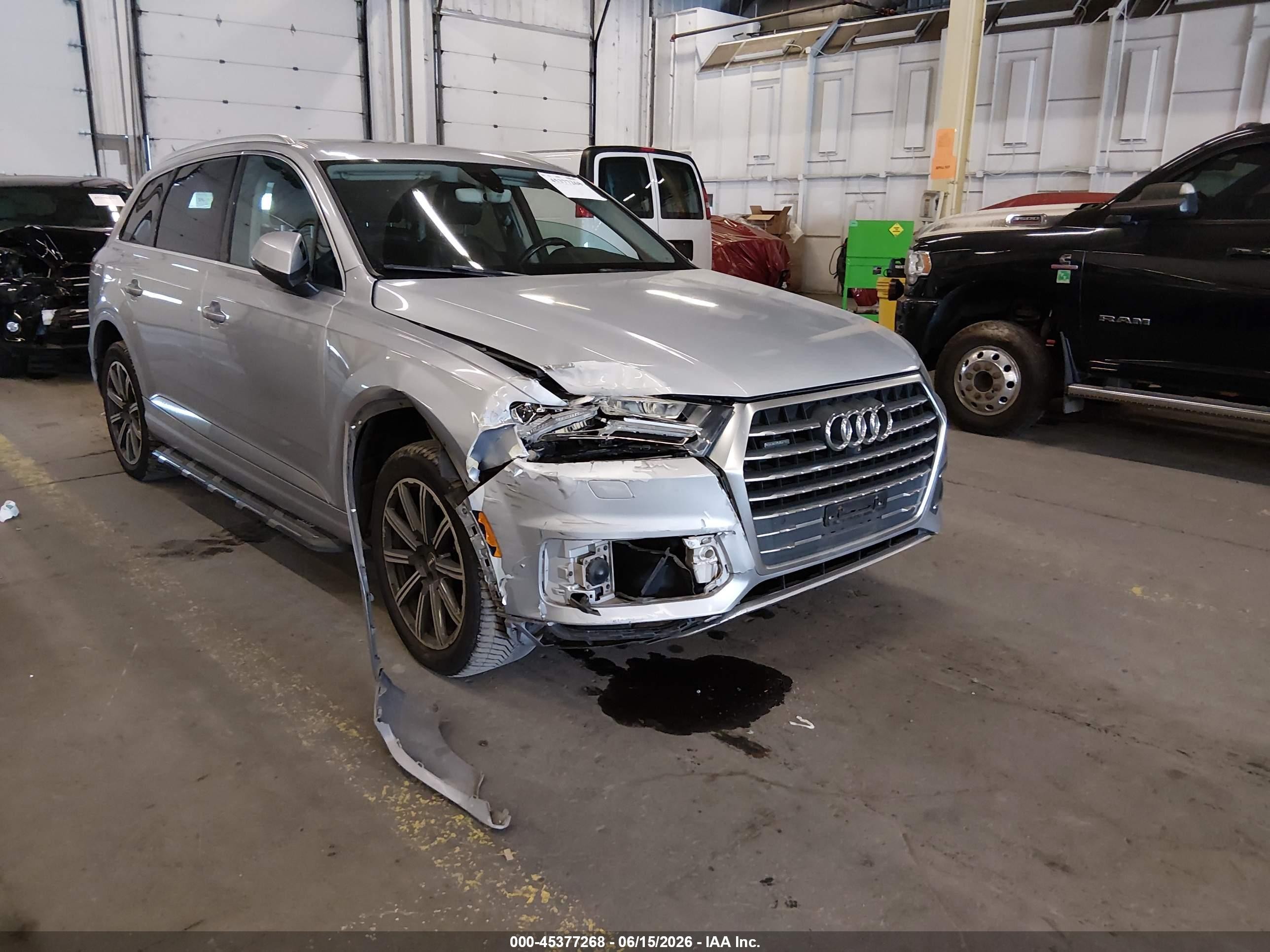 2017 Audi Q7 Premium Plus, VIN WA1LAAF79HD002896 — Front end