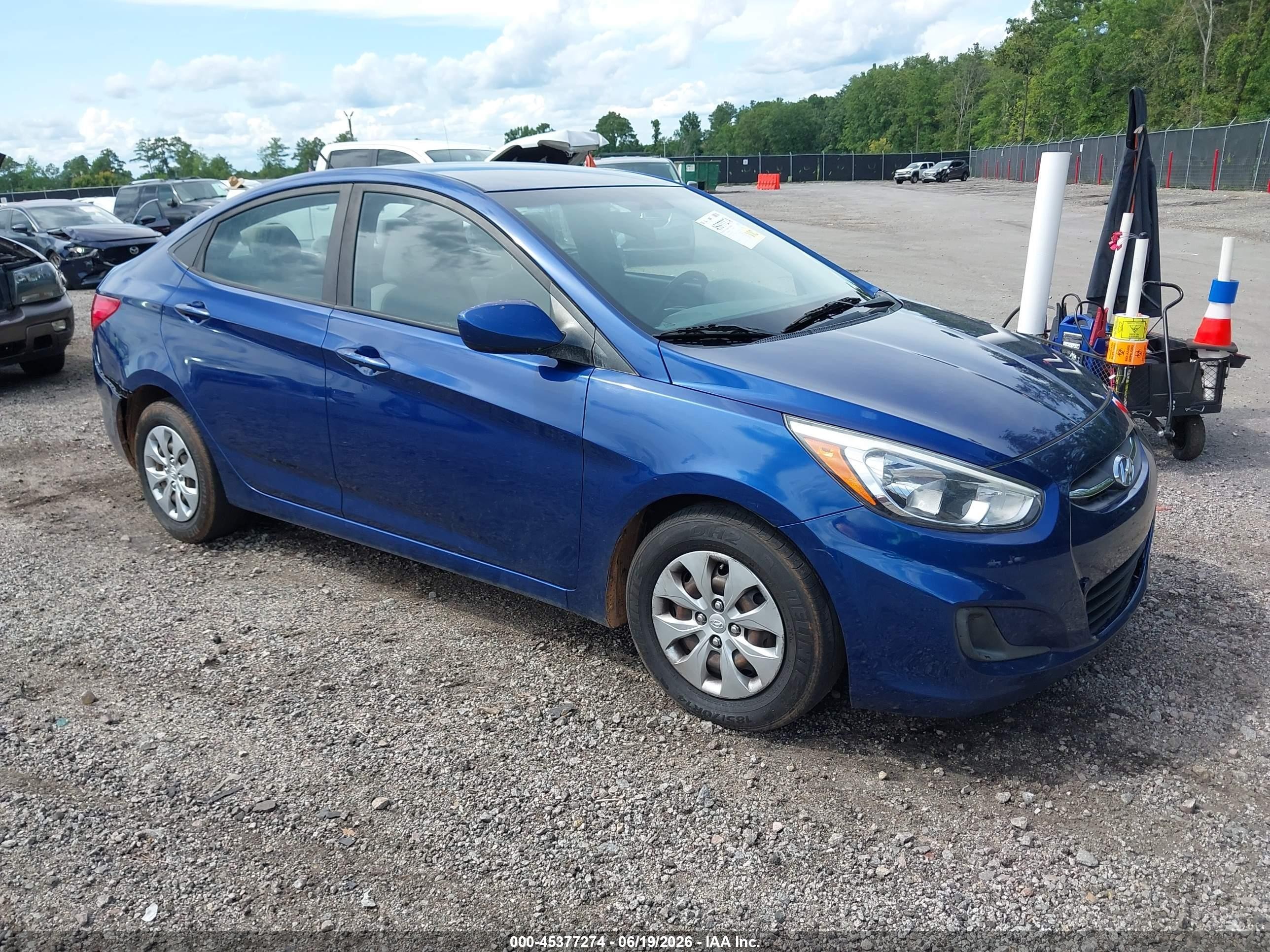 2017 Hyundai Accent SE, VIN KMHCT4AE5HU251828 — Зад