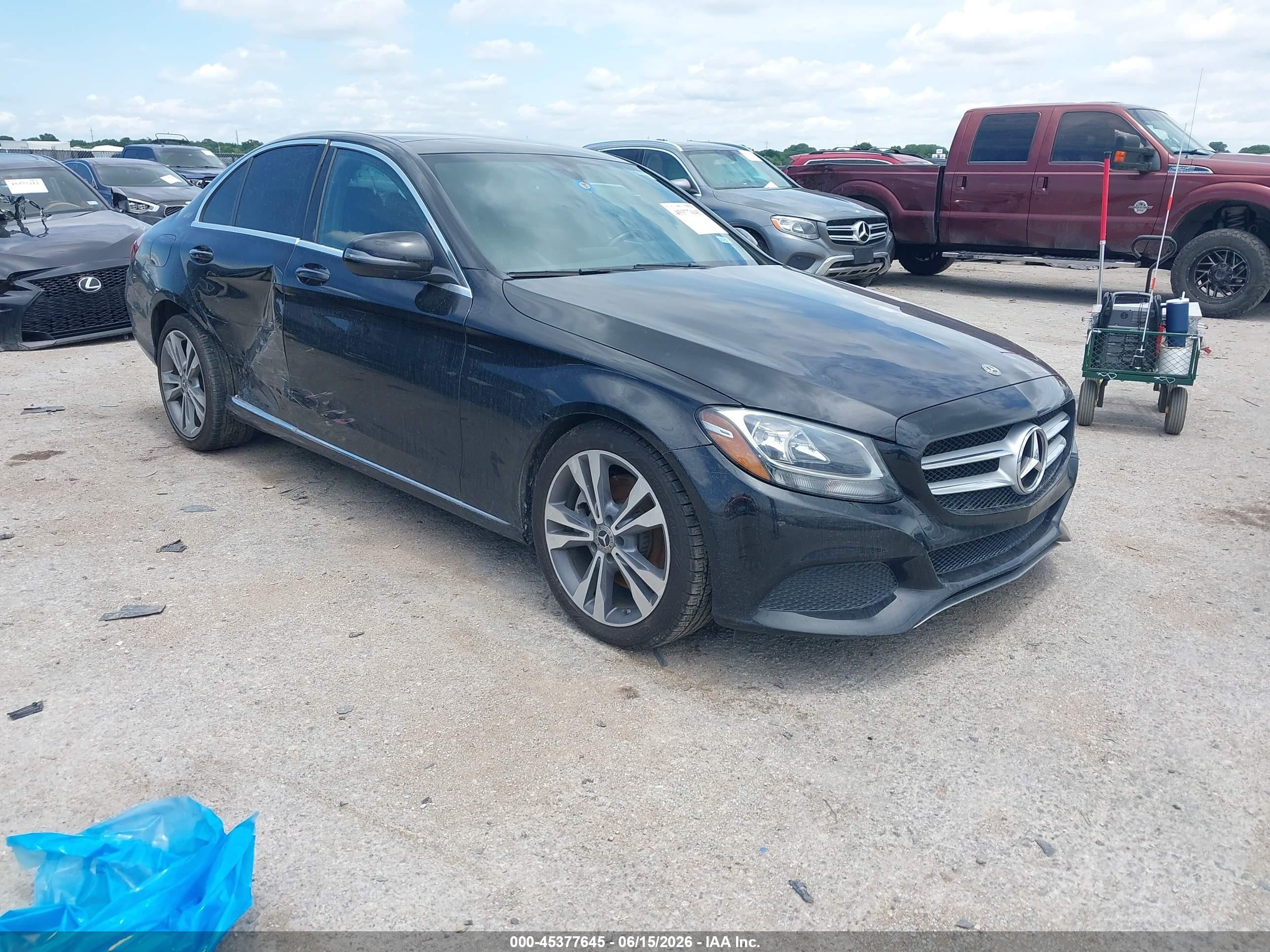 2018 Mercedes-Benz C 300, VIN WDDWF4JB9JR419788 — Side