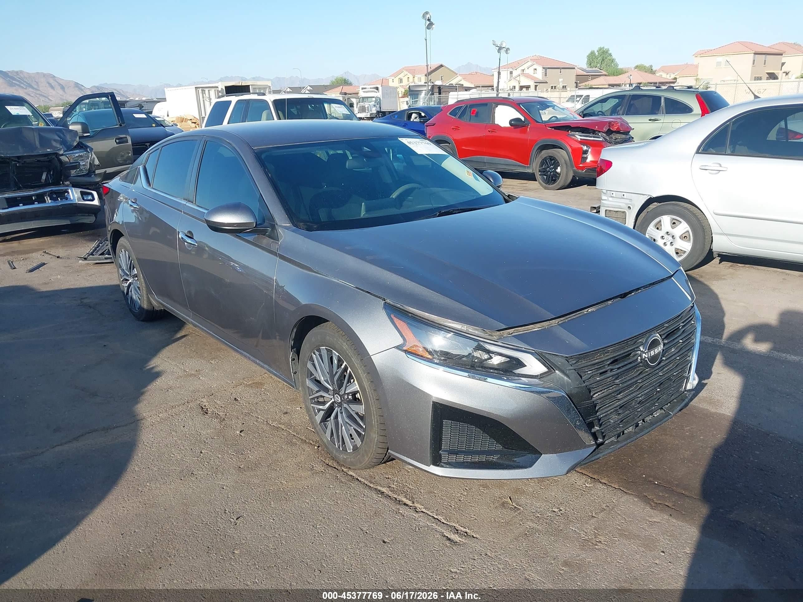2023 Nissan Altima SV, VIN 1N4BL4DV8PN309313 — Бок