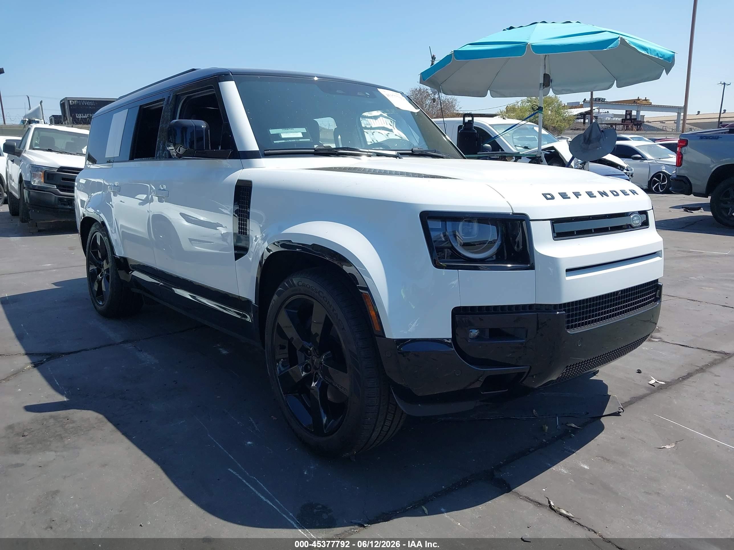 2026 Land Rover Defender X-Dynamic SE, VIN SALE2FEU2T2509006 — Rear end