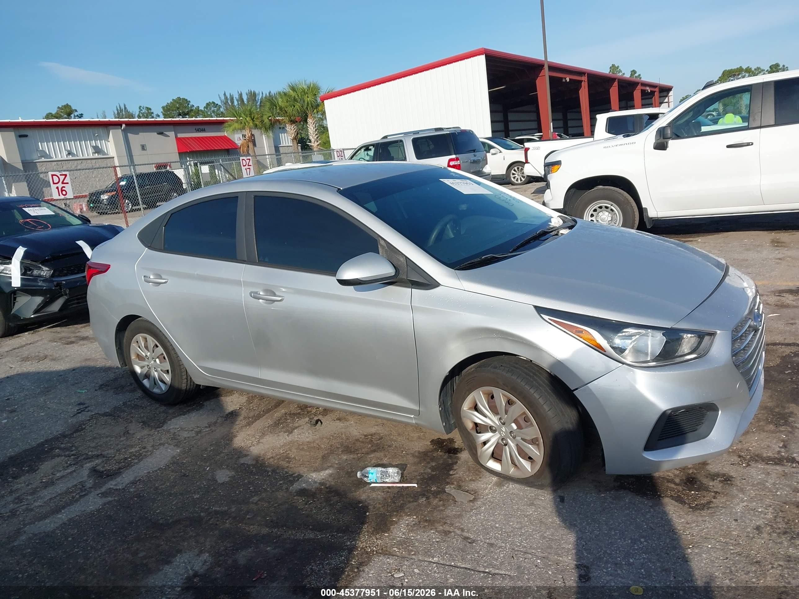 2019 Hyundai Accent SE, VIN 3KPC24A30KE063830 — Front end