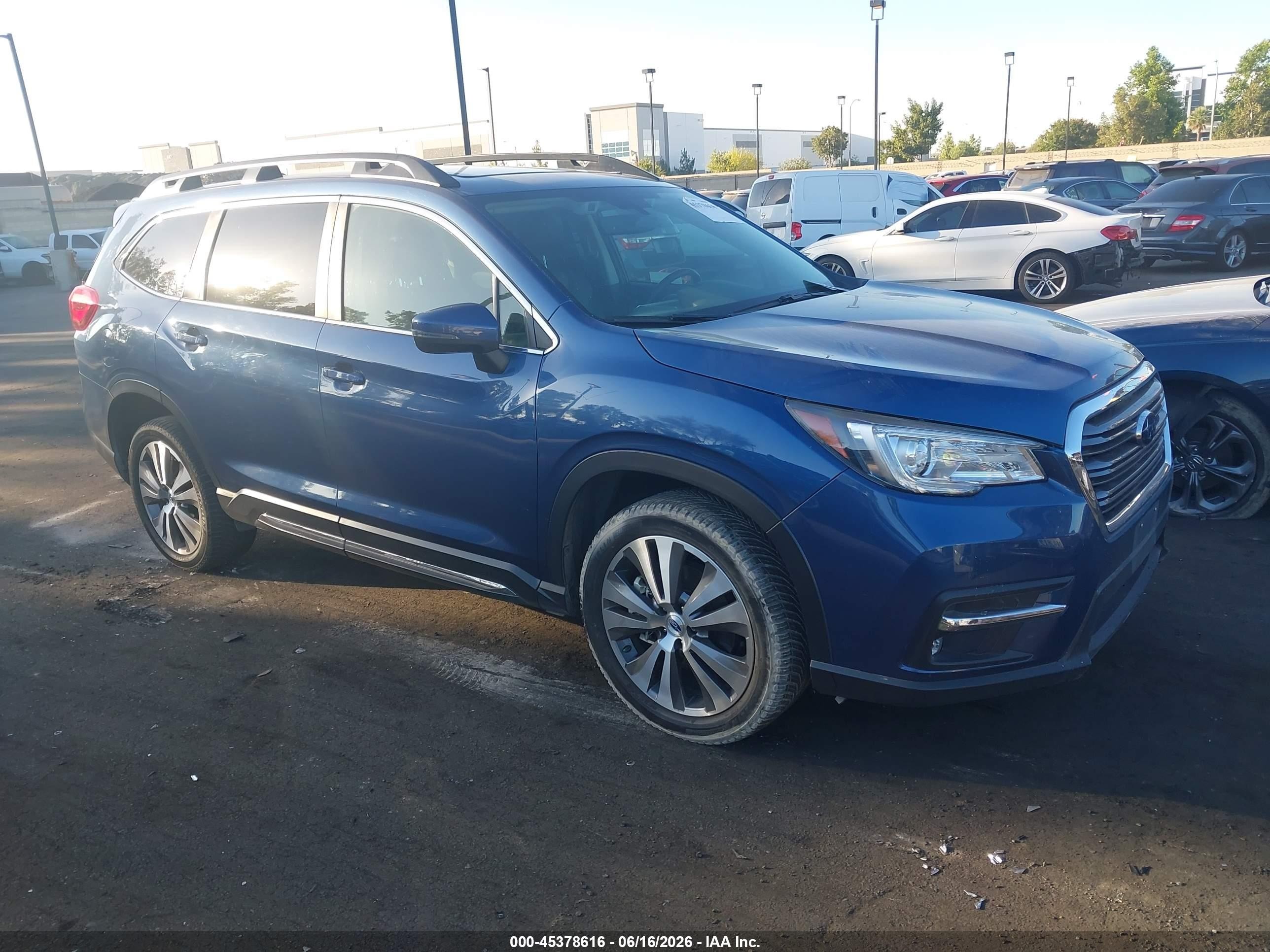 2020 Subaru Ascent Limited, VIN 4S4WMALD6L3423330 — Rear end