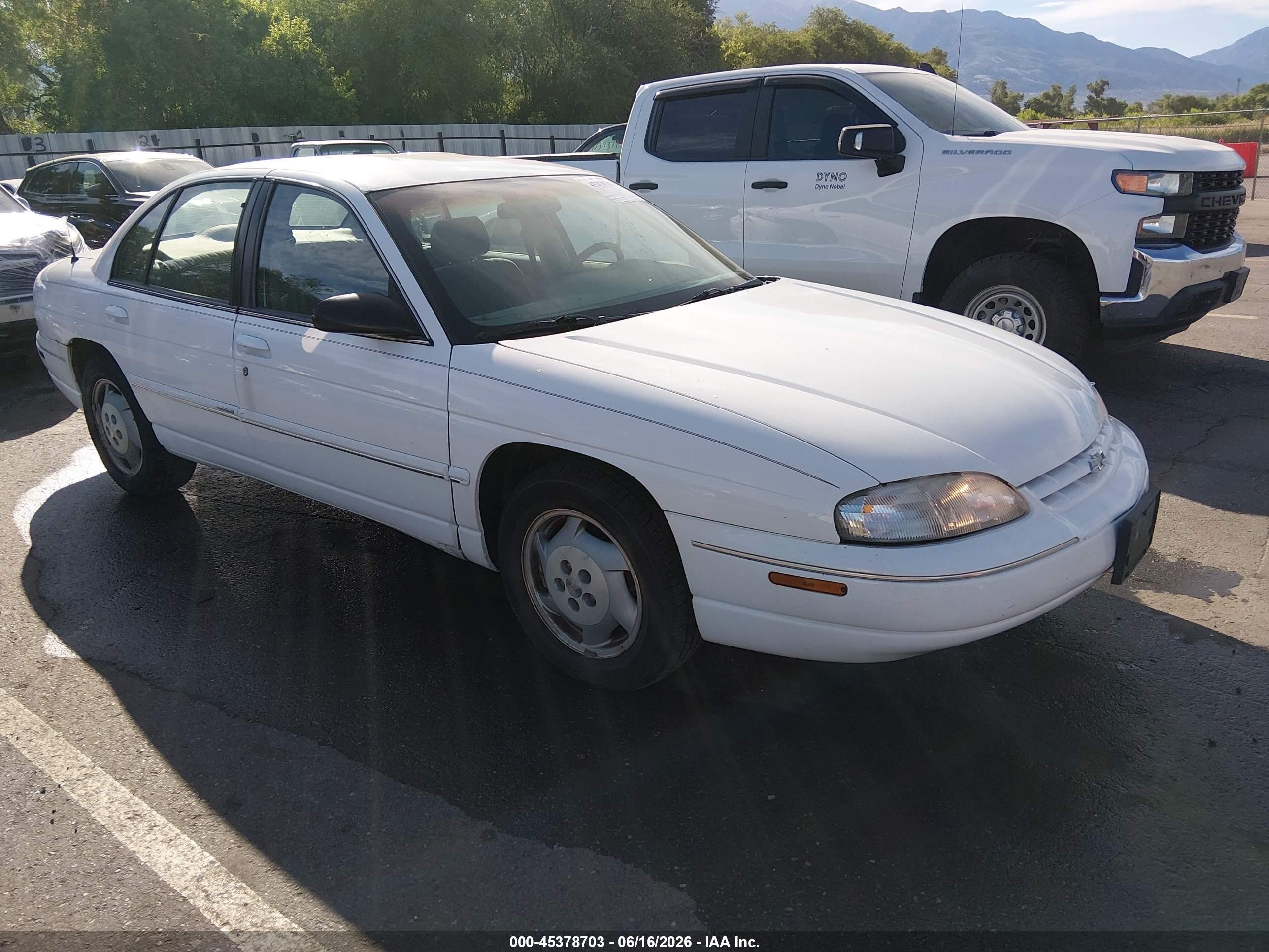 1999 Chevrolet Lumina LS, VIN 2G1WL52M6X1105289 — Rear end
