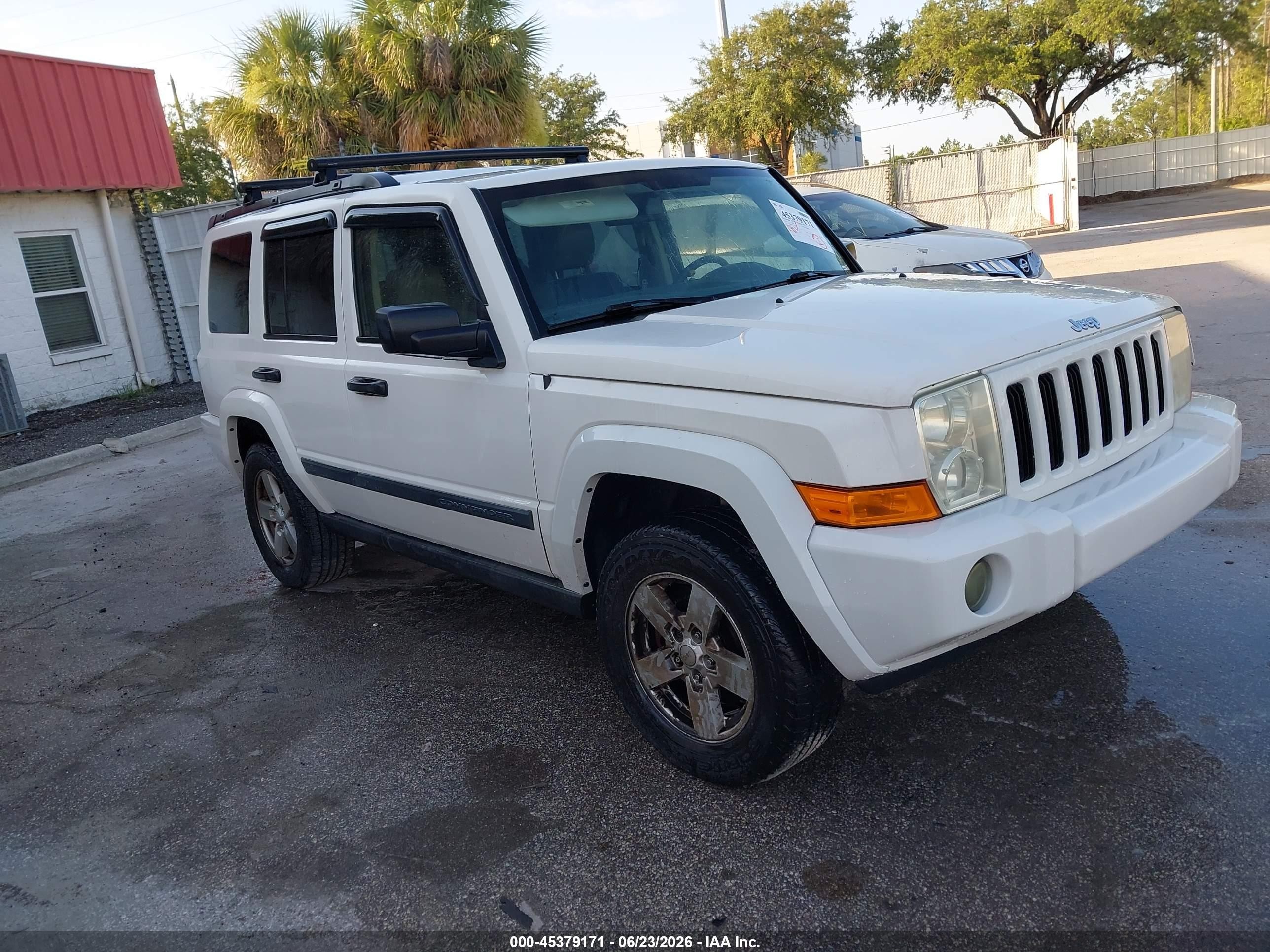 2006 Jeep Commander, VIN 1J8HH48N46C156867 — Normal wear