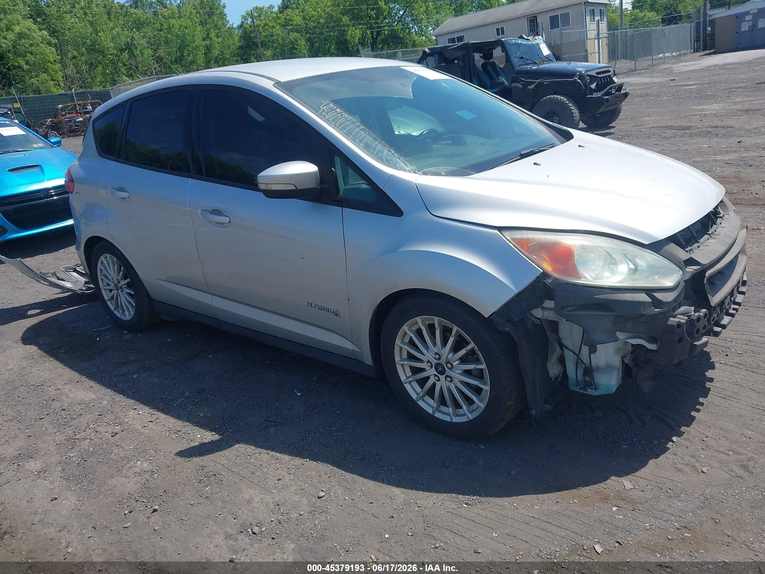 2014 Ford C-Max SE, VIN 1FADP5AU8EL519630 — Перед