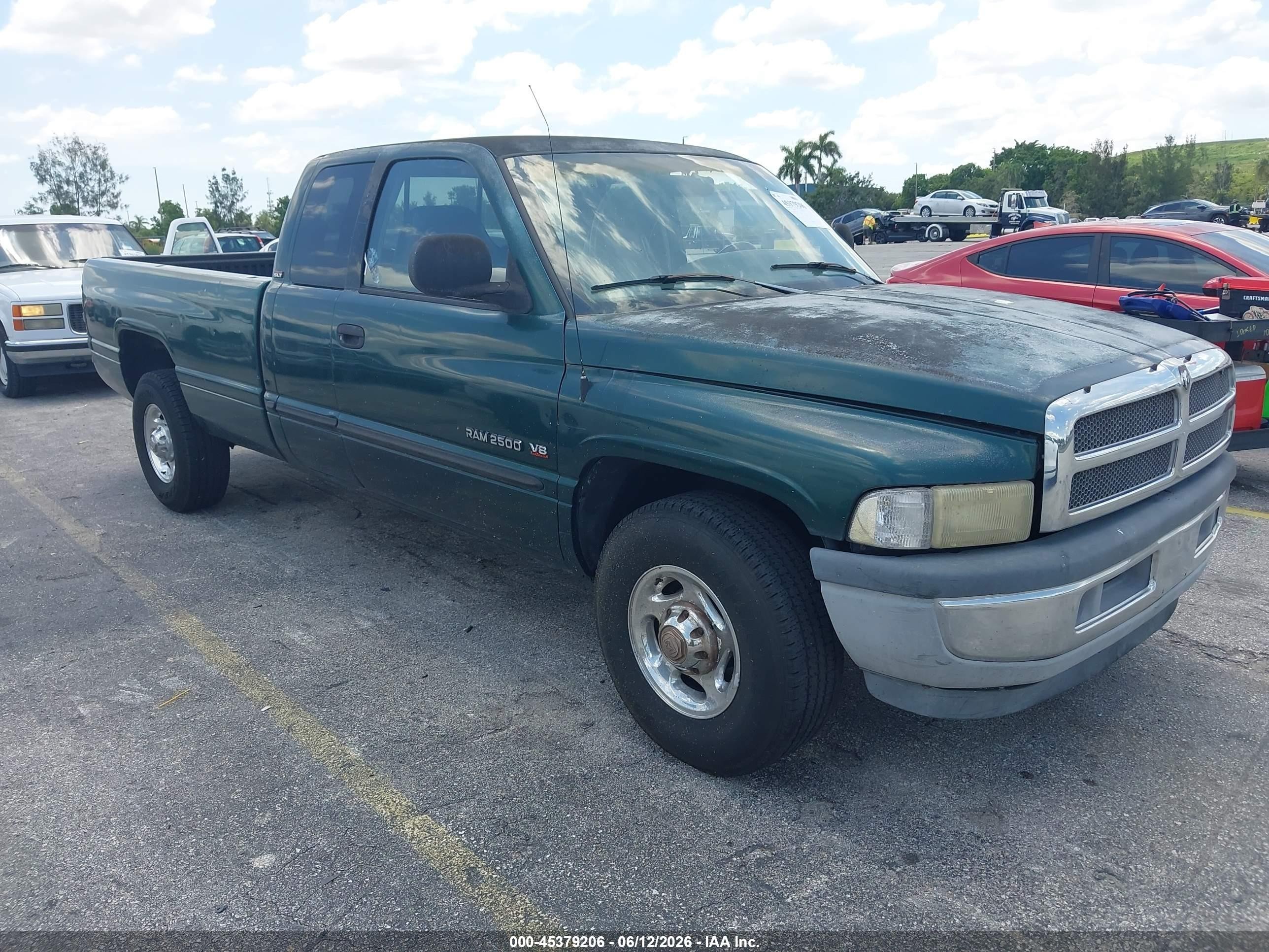 2000 Dodge 2500, VIN 1B7KC23Z0YJ114785 — Normal wear