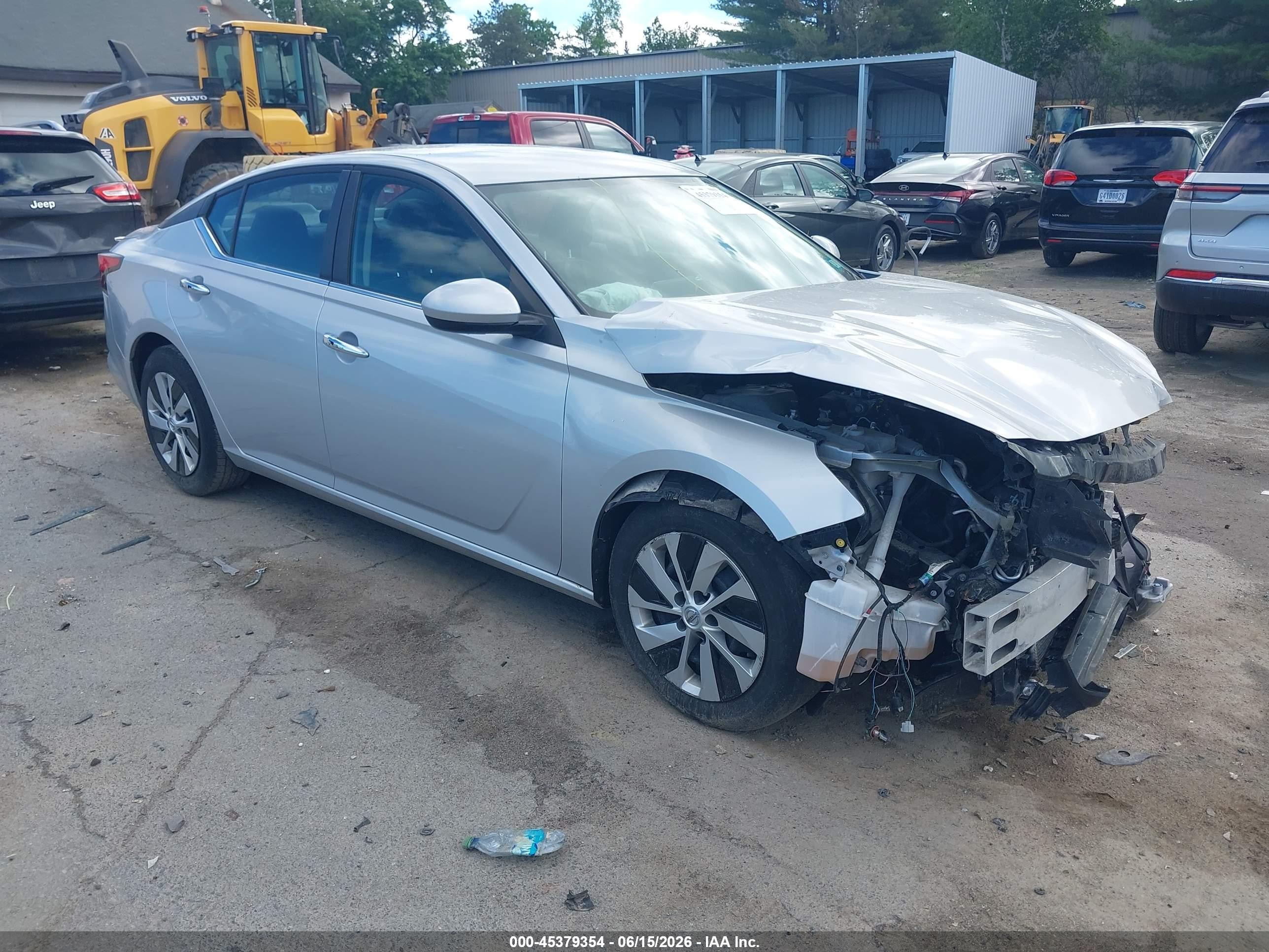 2020 Nissan Altima S, VIN 1N4BL4BV6LC161994 — Front end