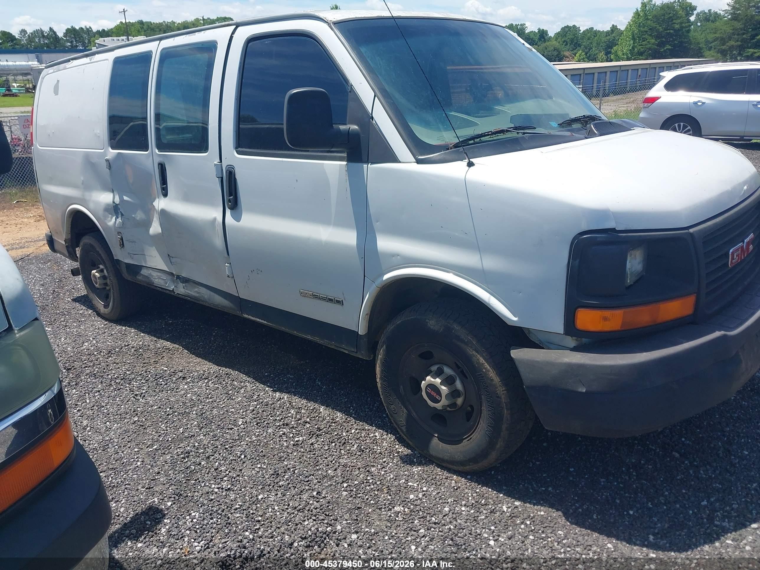 2005 GMC Savana Cargo, VIN 1GTGG25V551194892 — Side